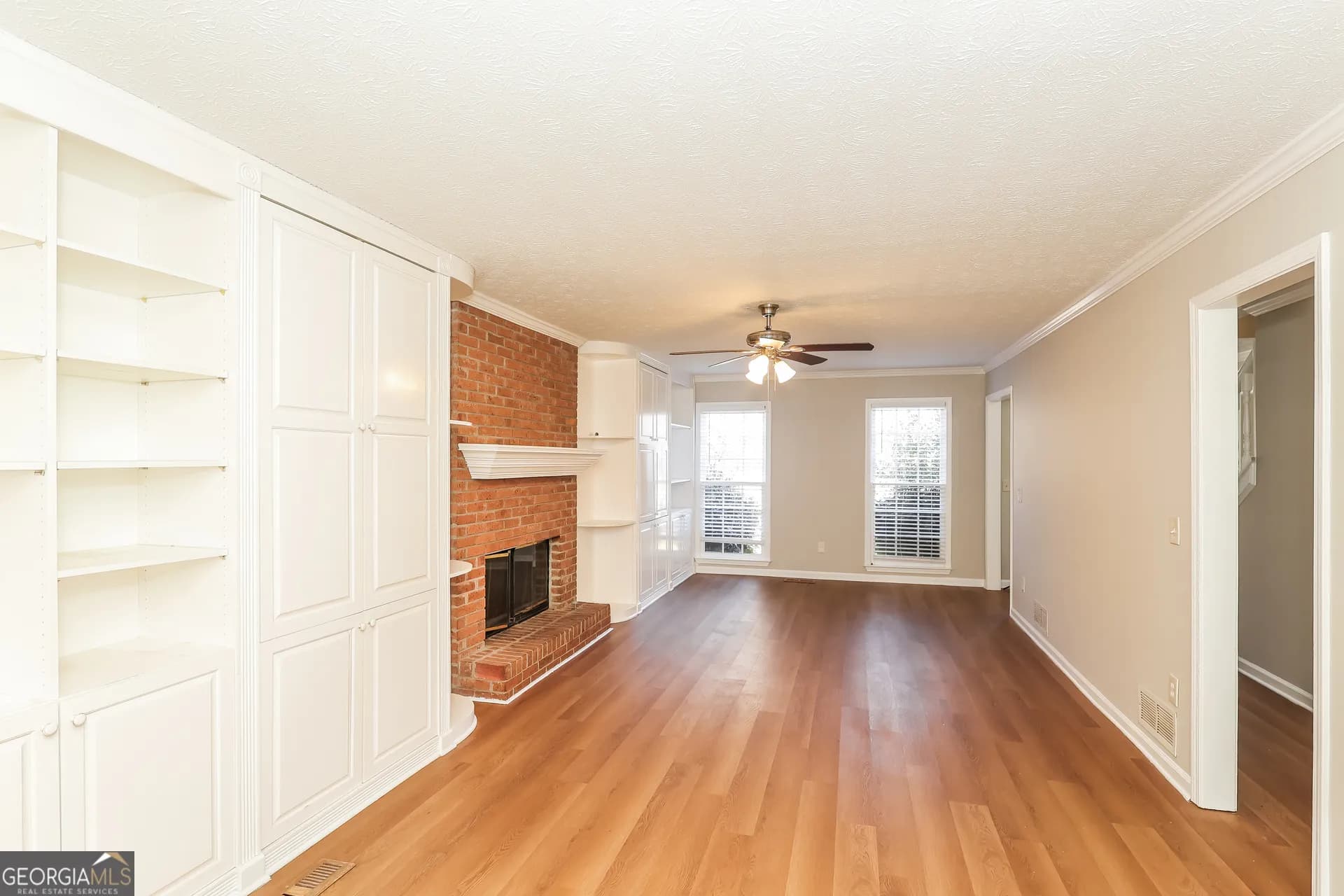 5675 Stewart Woods Dr — photo 17 of 23
