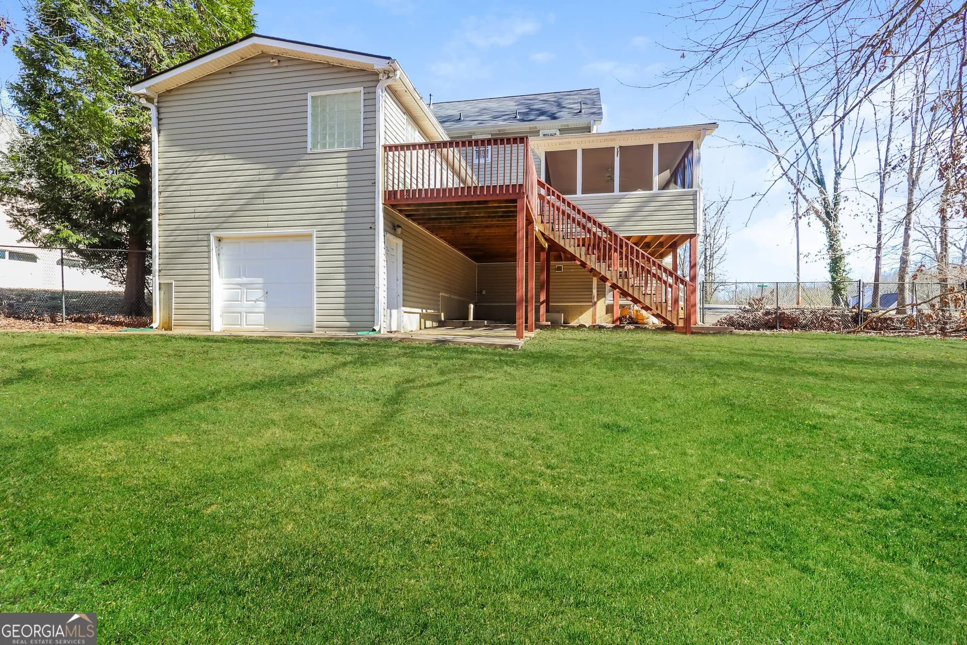 5675 Stewart Woods Dr — photo 12 of 23
