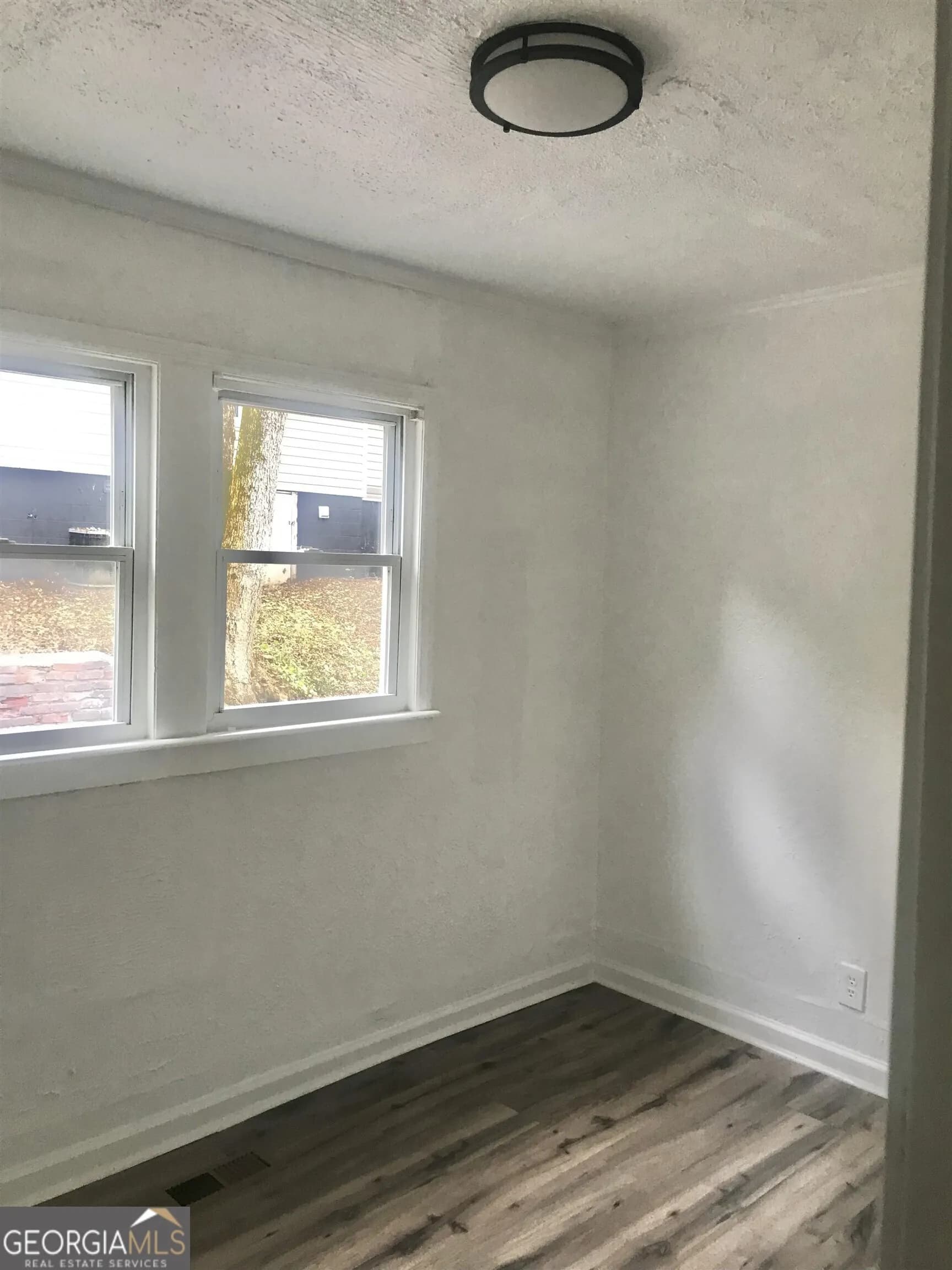 116 Edwards St — photo 9 of 33