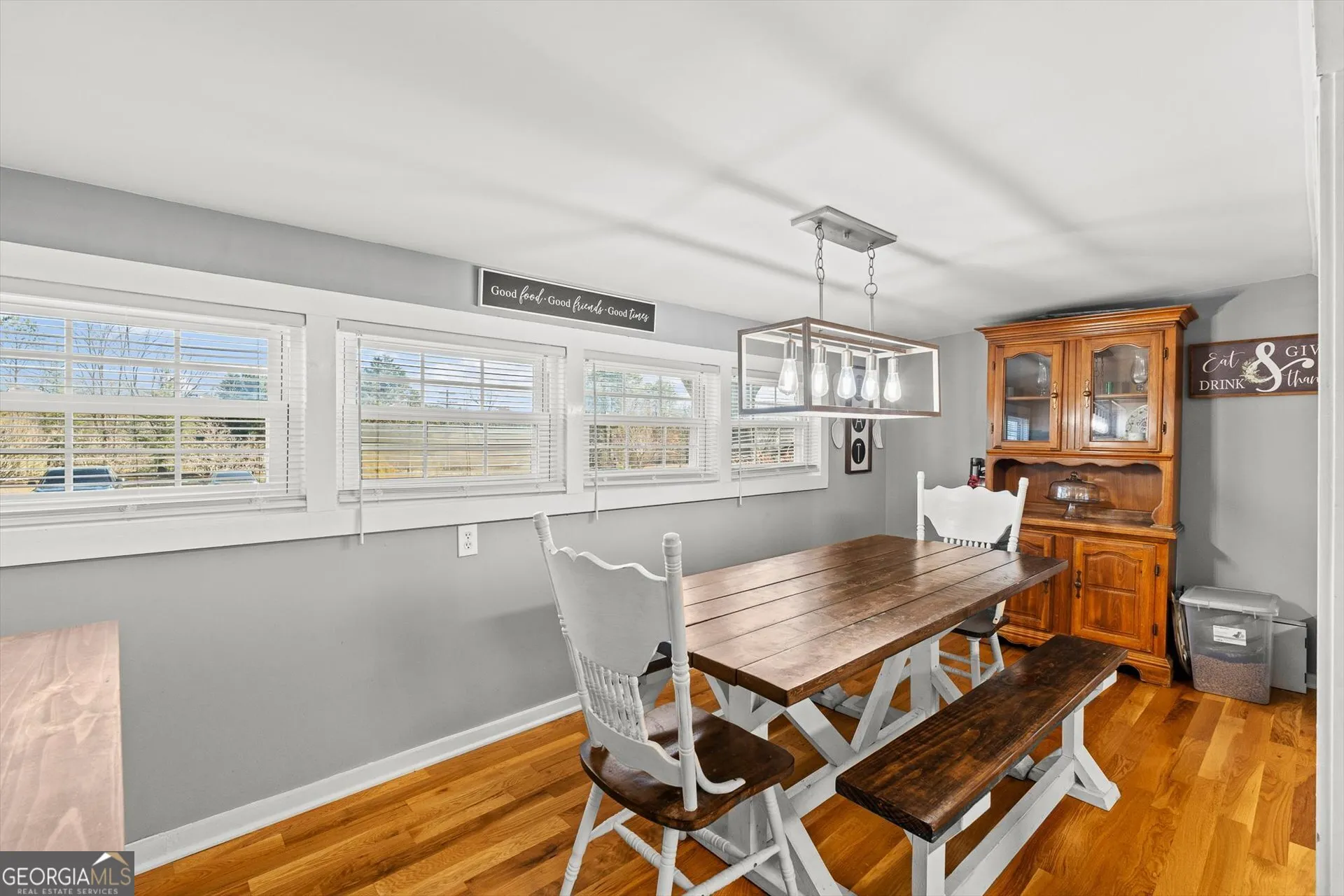 333 Davis Rd — photo 12 of 65