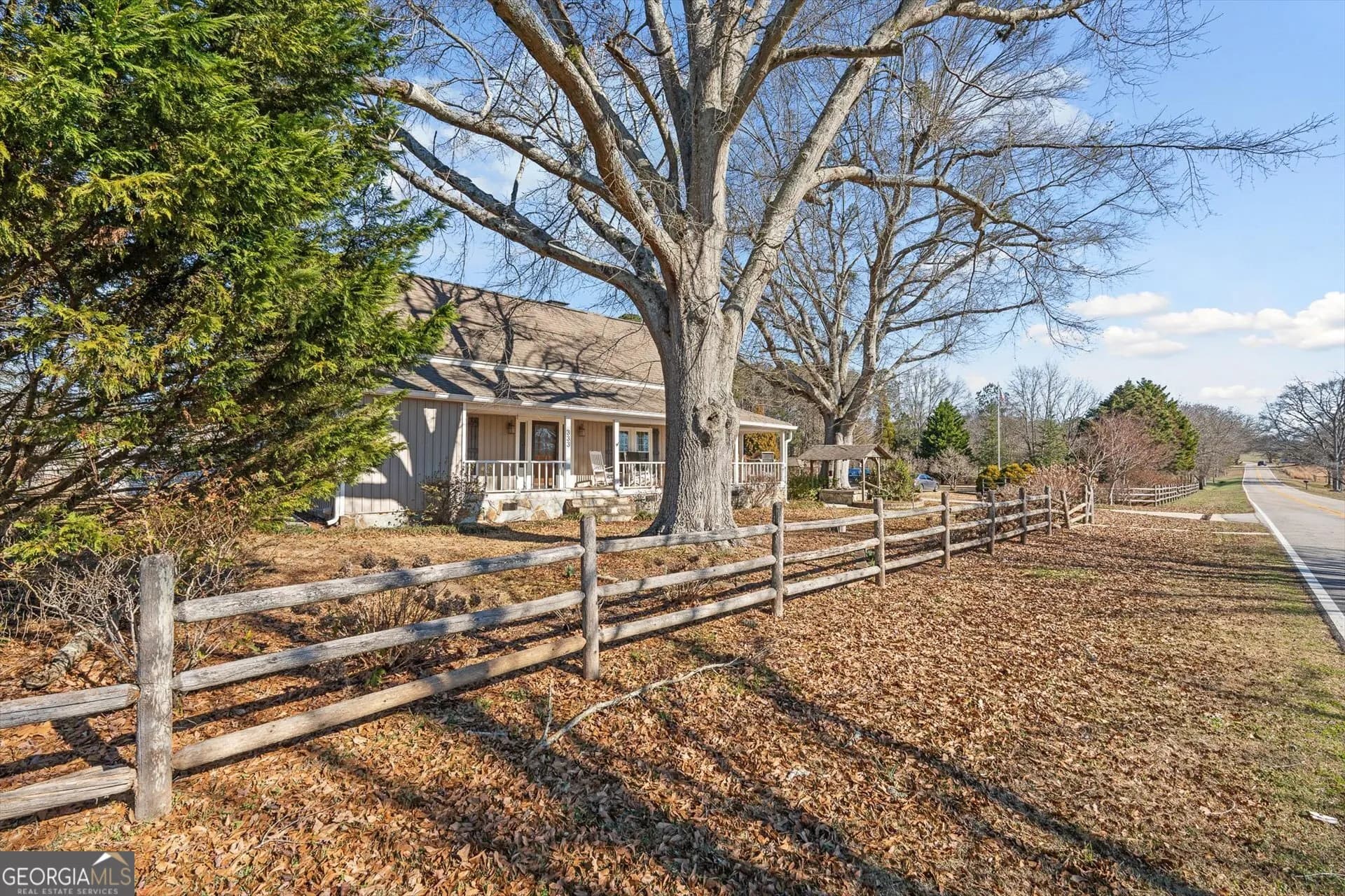 333 Davis Rd — photo 24 of 65