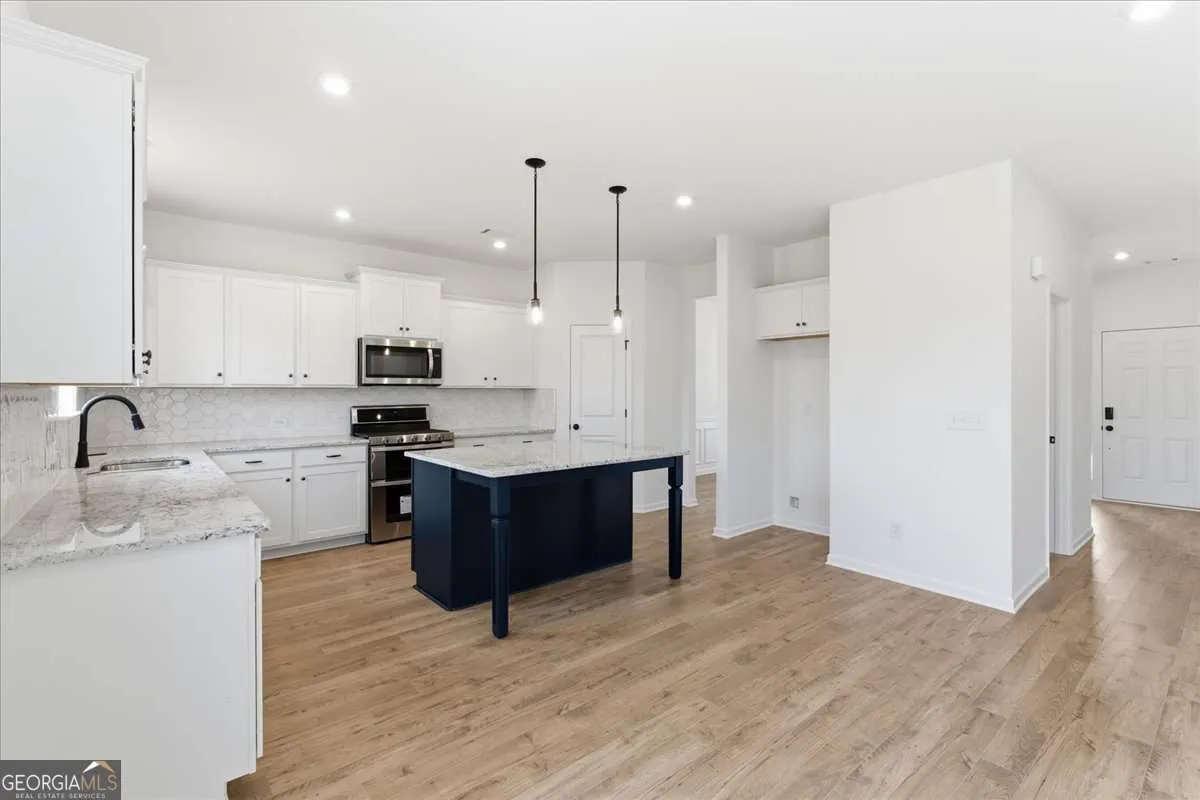 4170 Chapel Hill Reserve — photo 11 of 42