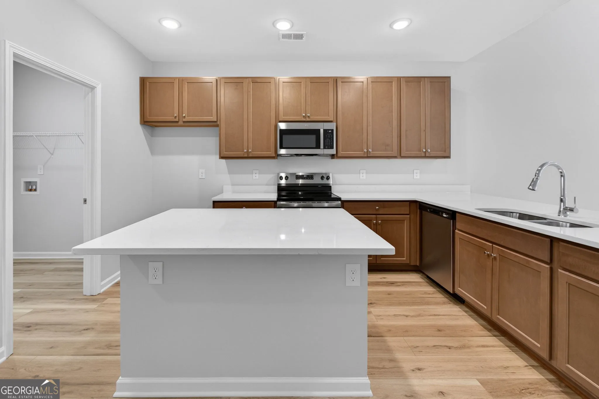 207 Riverview Rd — photo 34 of 38