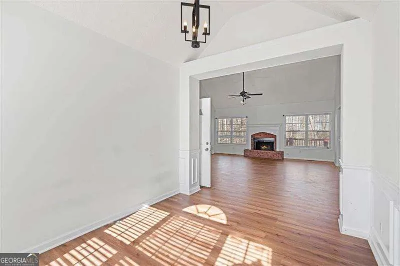 109 Enclave Ct — photo 3 of 40