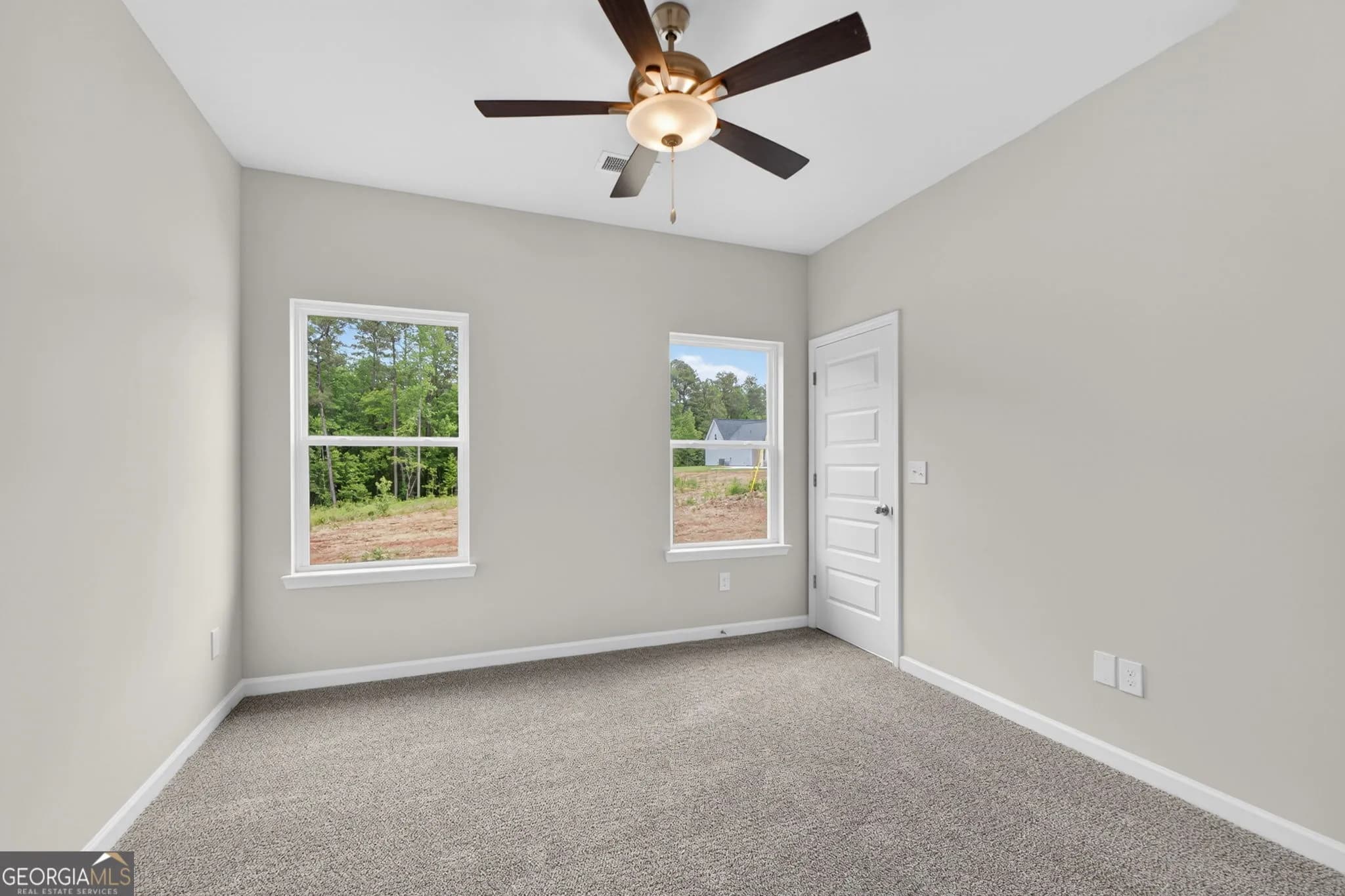 205 Riverview Rd — photo 10 of 36