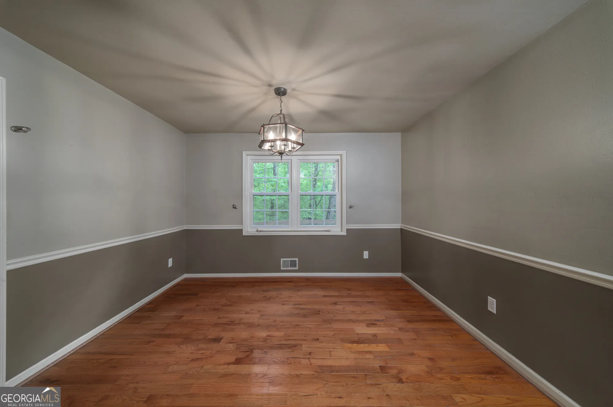 2416 Mount Vernon Rd — photo 4 of 70
