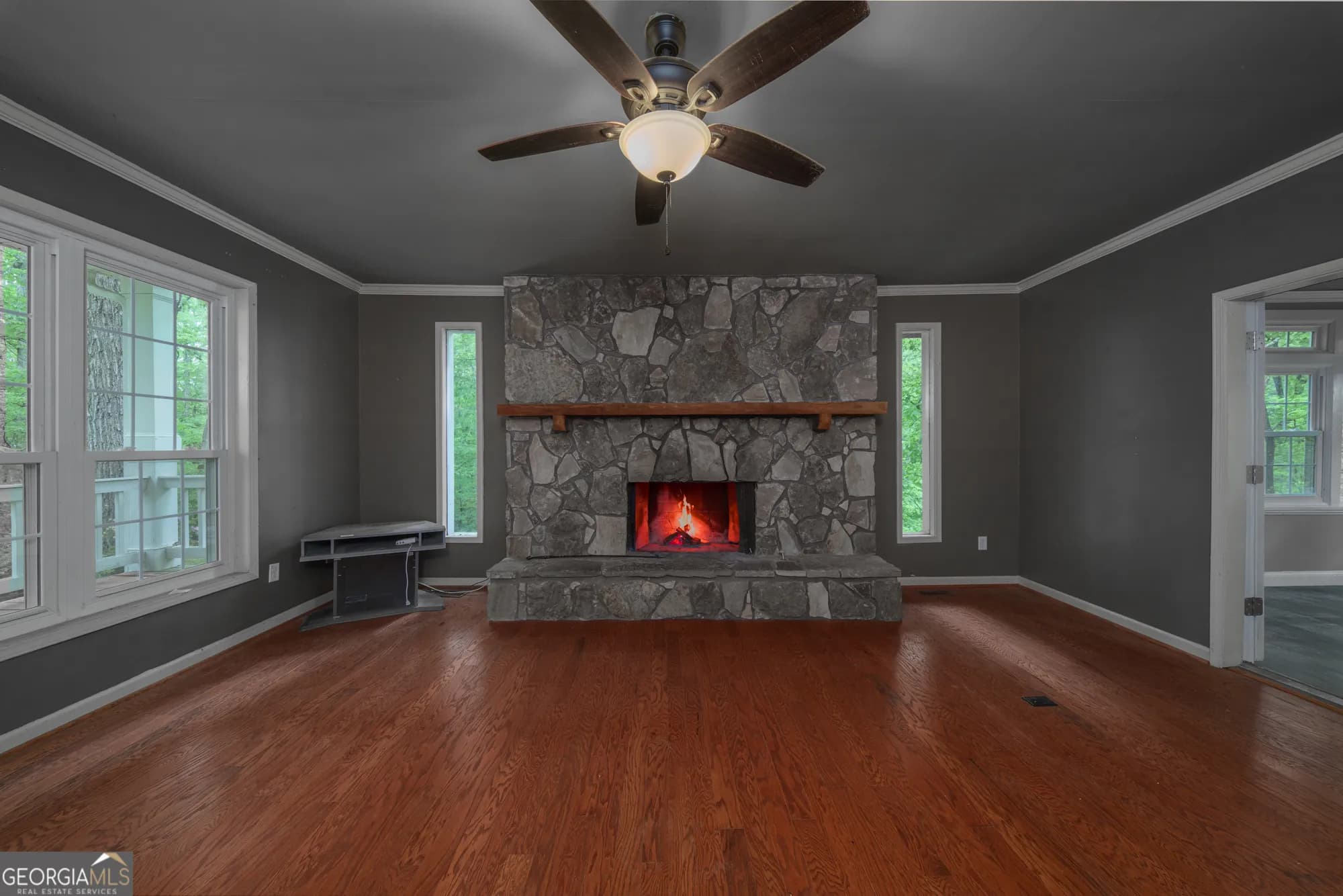 2416 Mount Vernon Rd — photo 3 of 70
