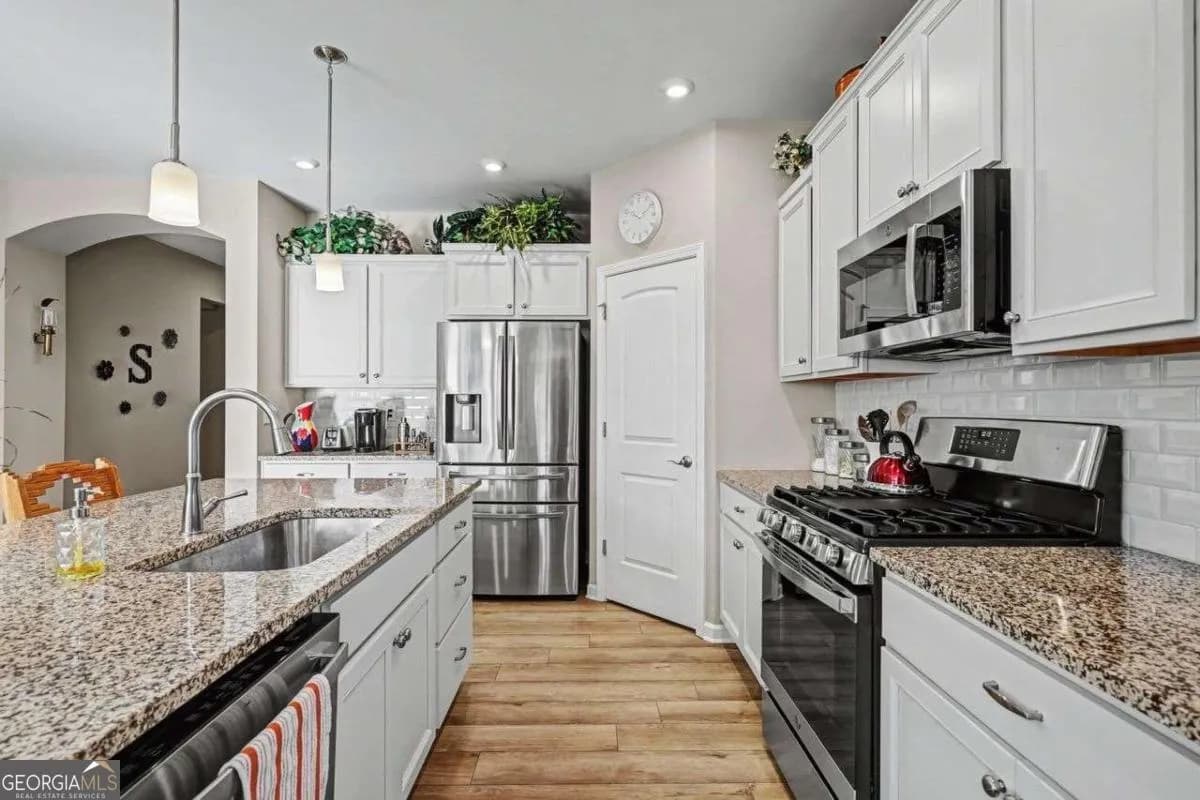 127 Laurel Farms Ln — photo 3 of 27