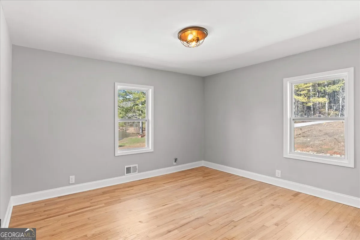 80 Hand Rd — photo 19 of 82