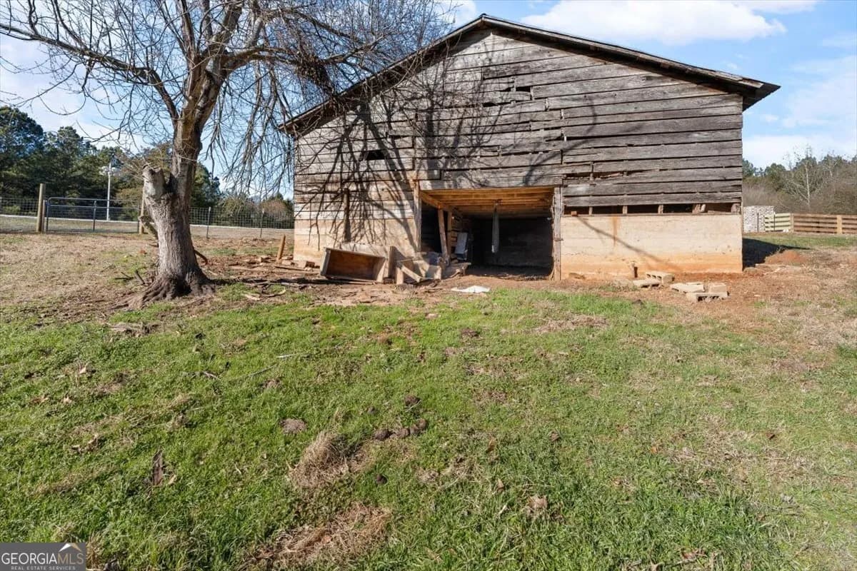 80 Hand Rd — photo 26 of 82