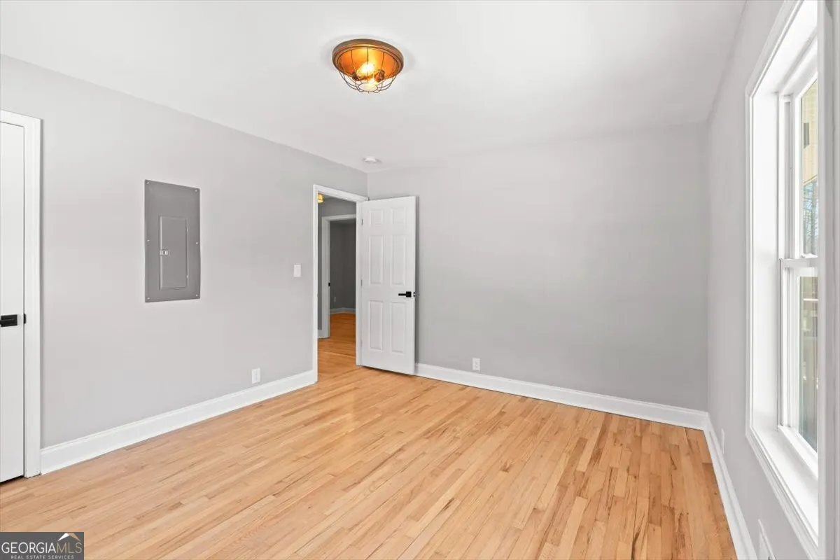 80 Hand Rd — photo 15 of 82