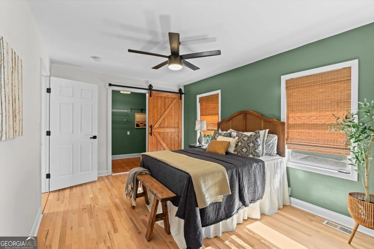 80 Hand Rd — photo 11 of 82
