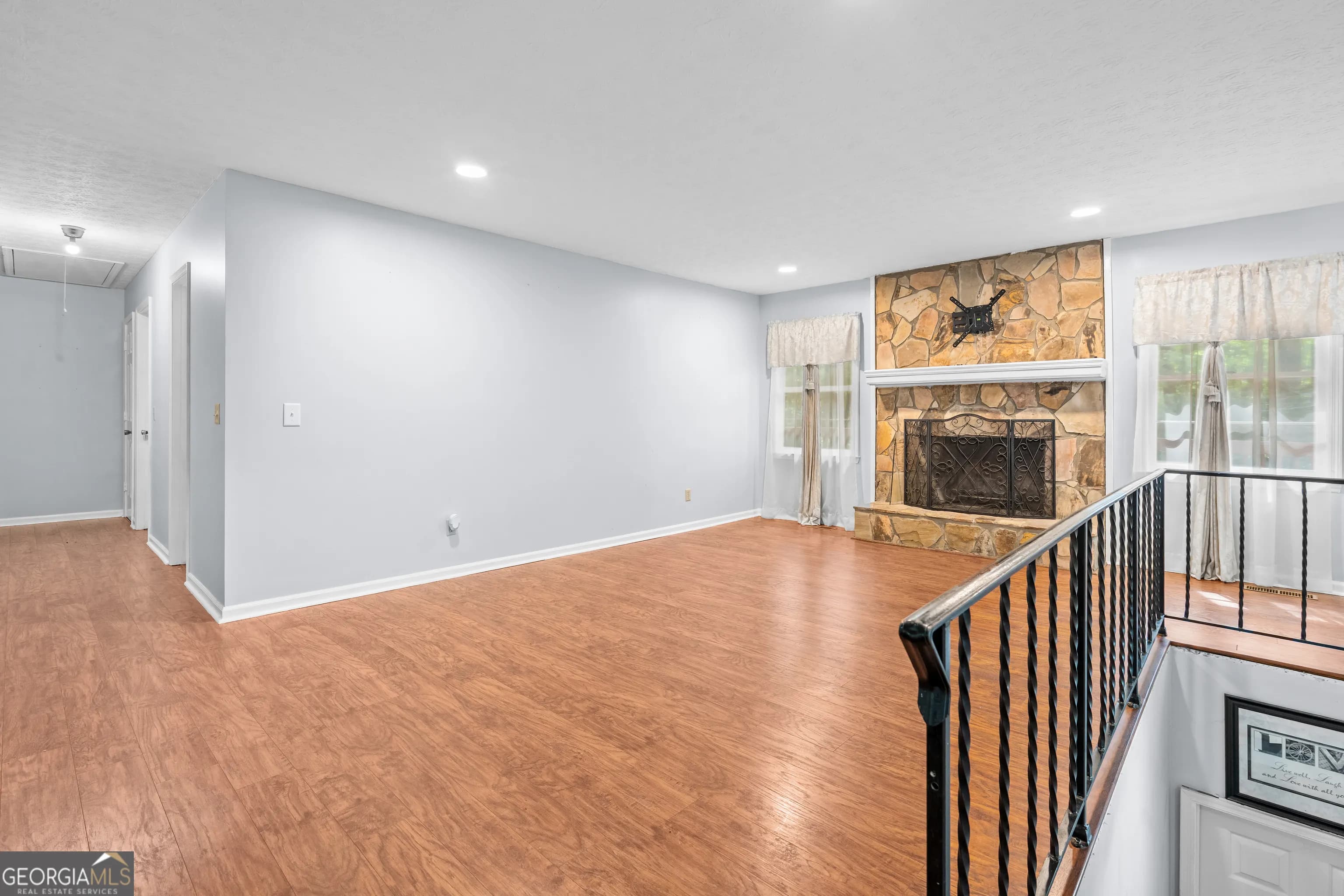 4055 Golfview Dr — photo 46 of 79