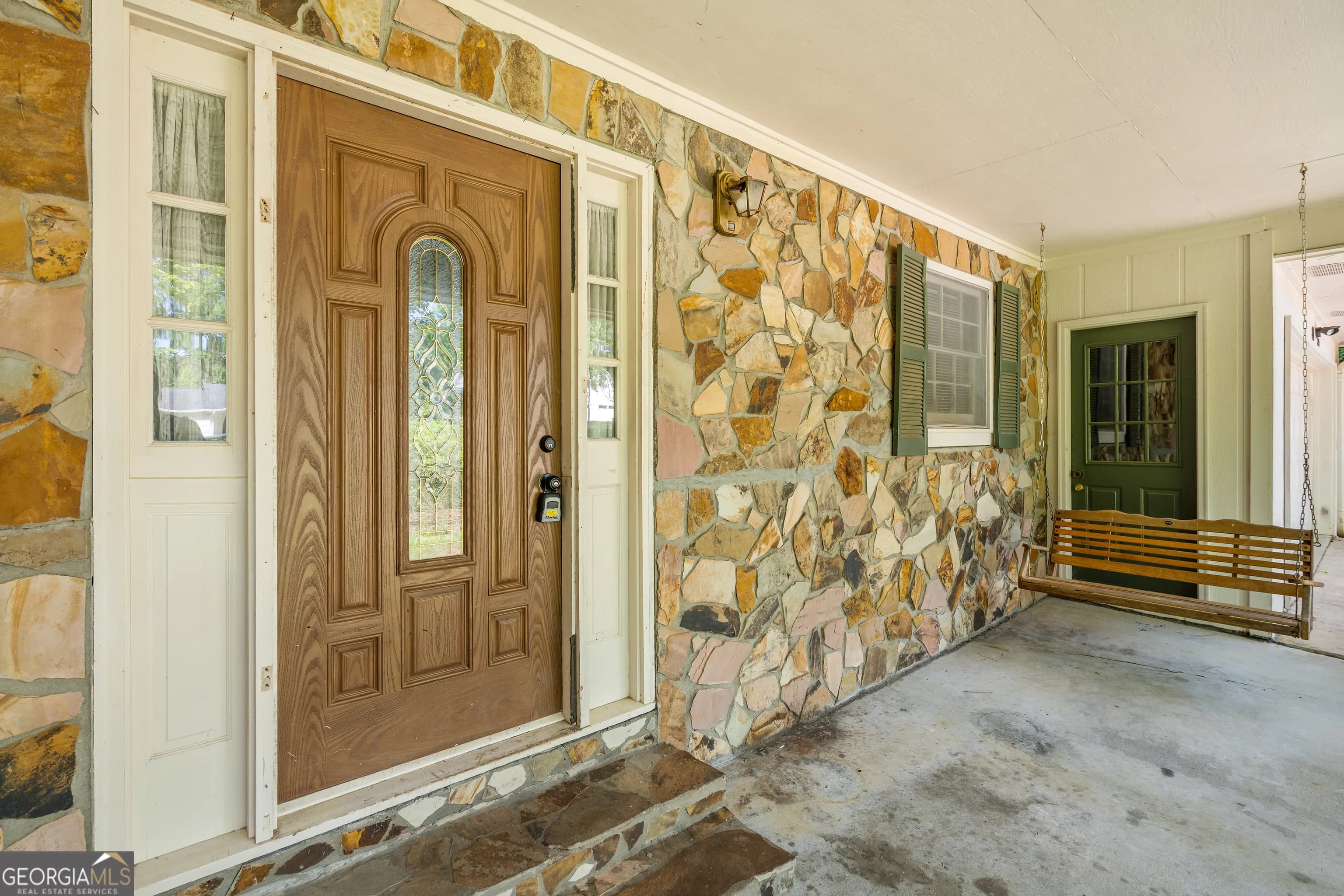 4055 Golfview Dr — photo 11 of 79