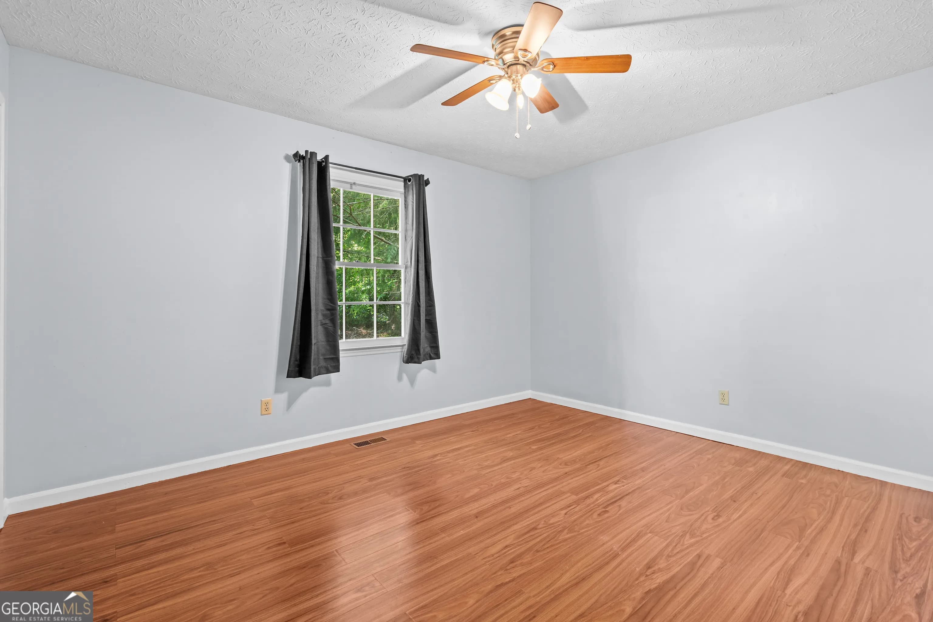 4055 Golfview Dr — photo 28 of 79