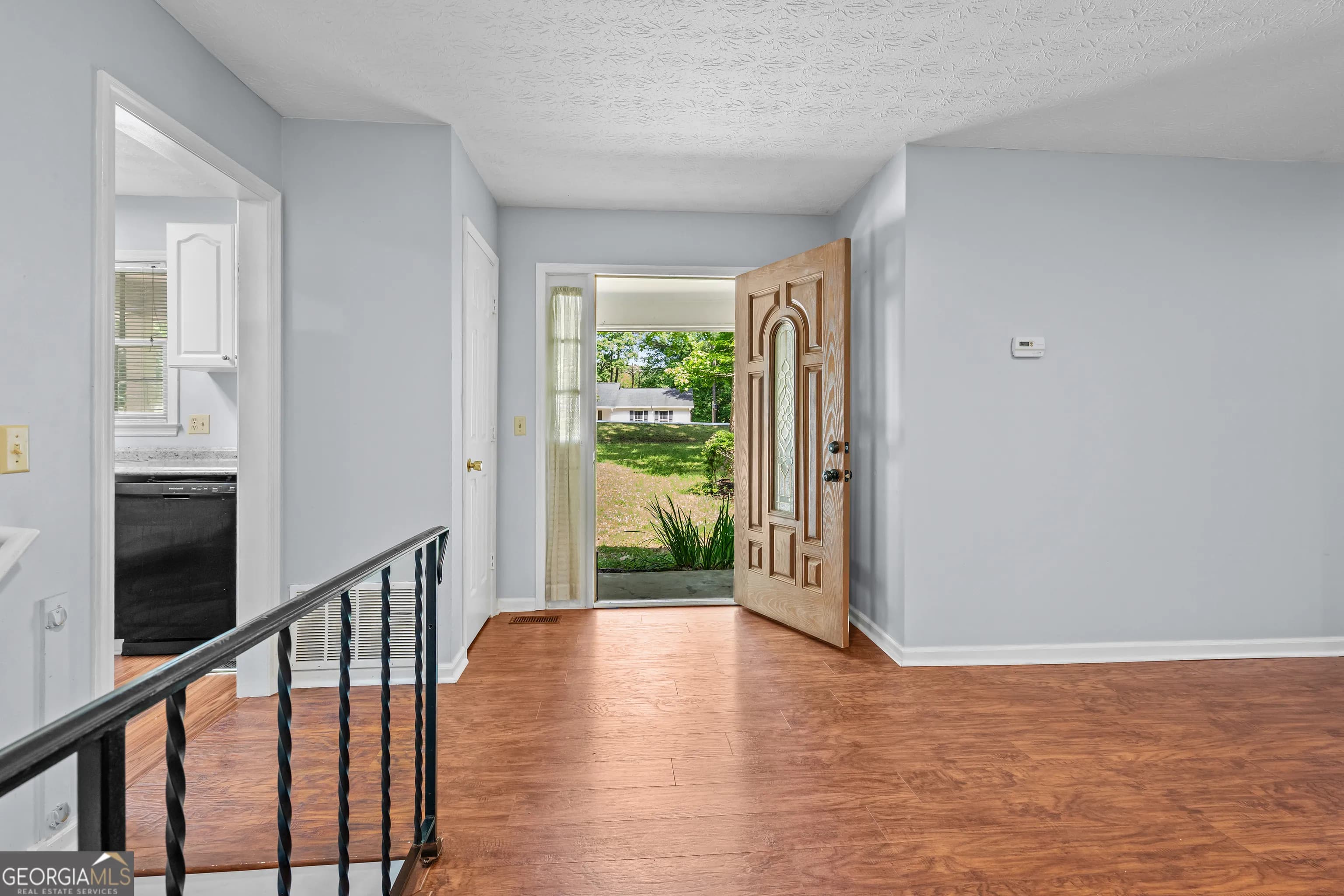 4055 Golfview Dr — photo 14 of 79