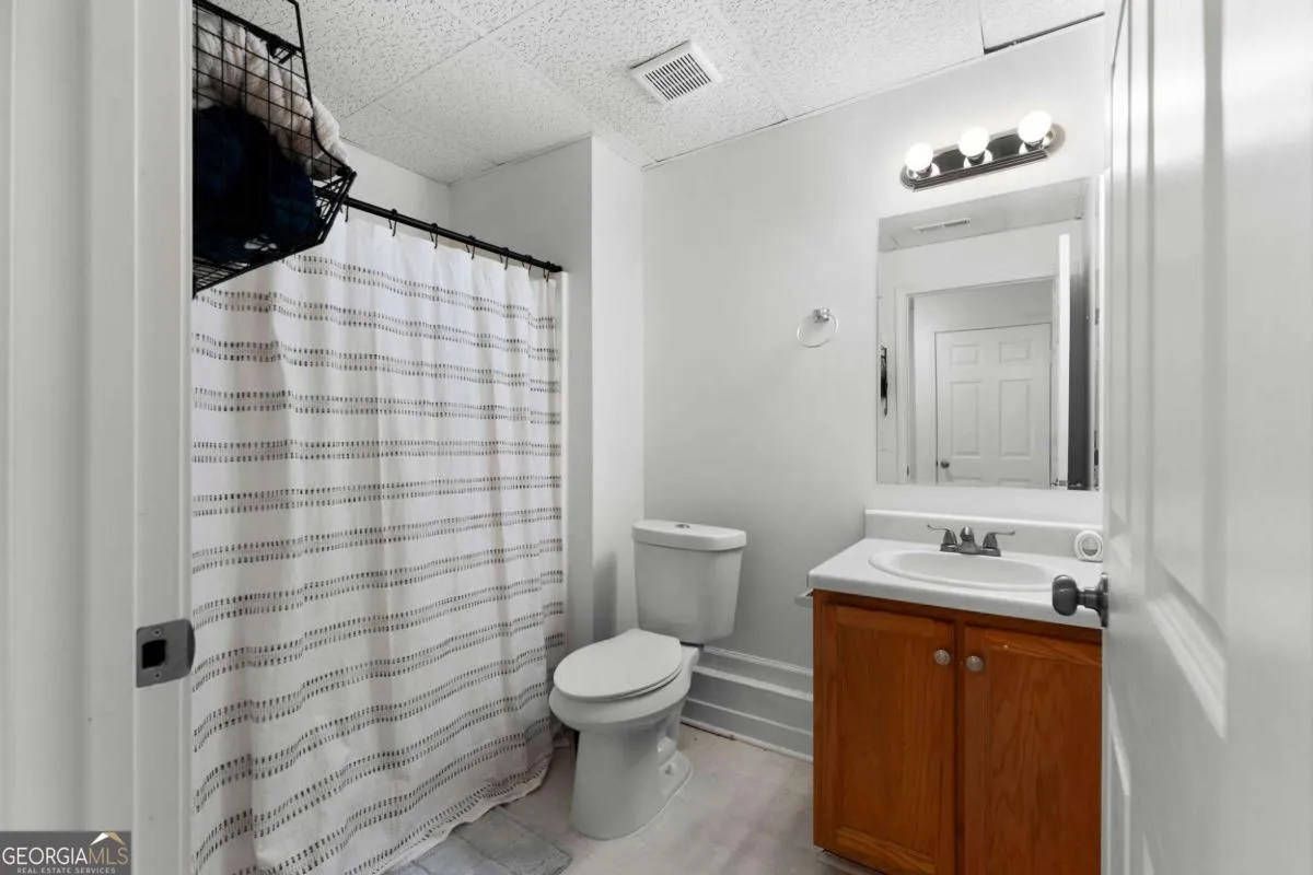 131 Benjamin Dr — photo 17 of 44