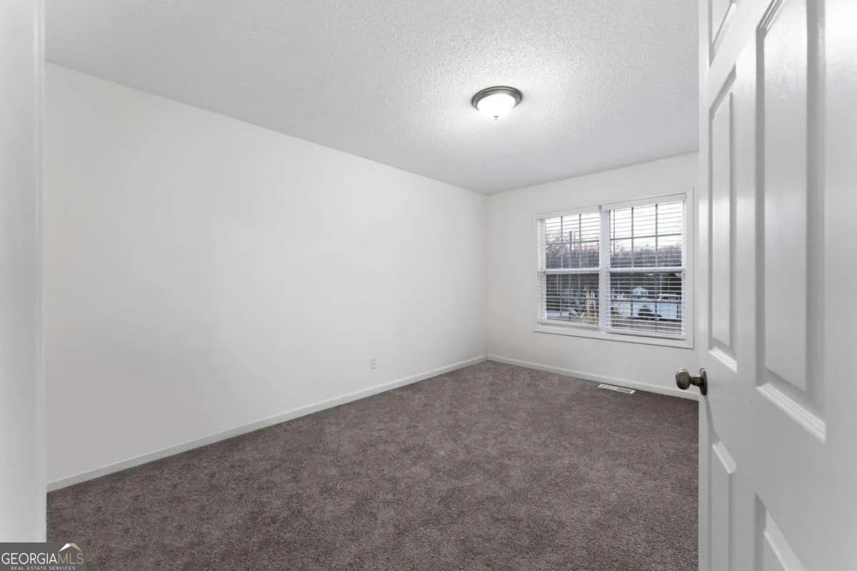 131 Benjamin Dr — photo 11 of 44
