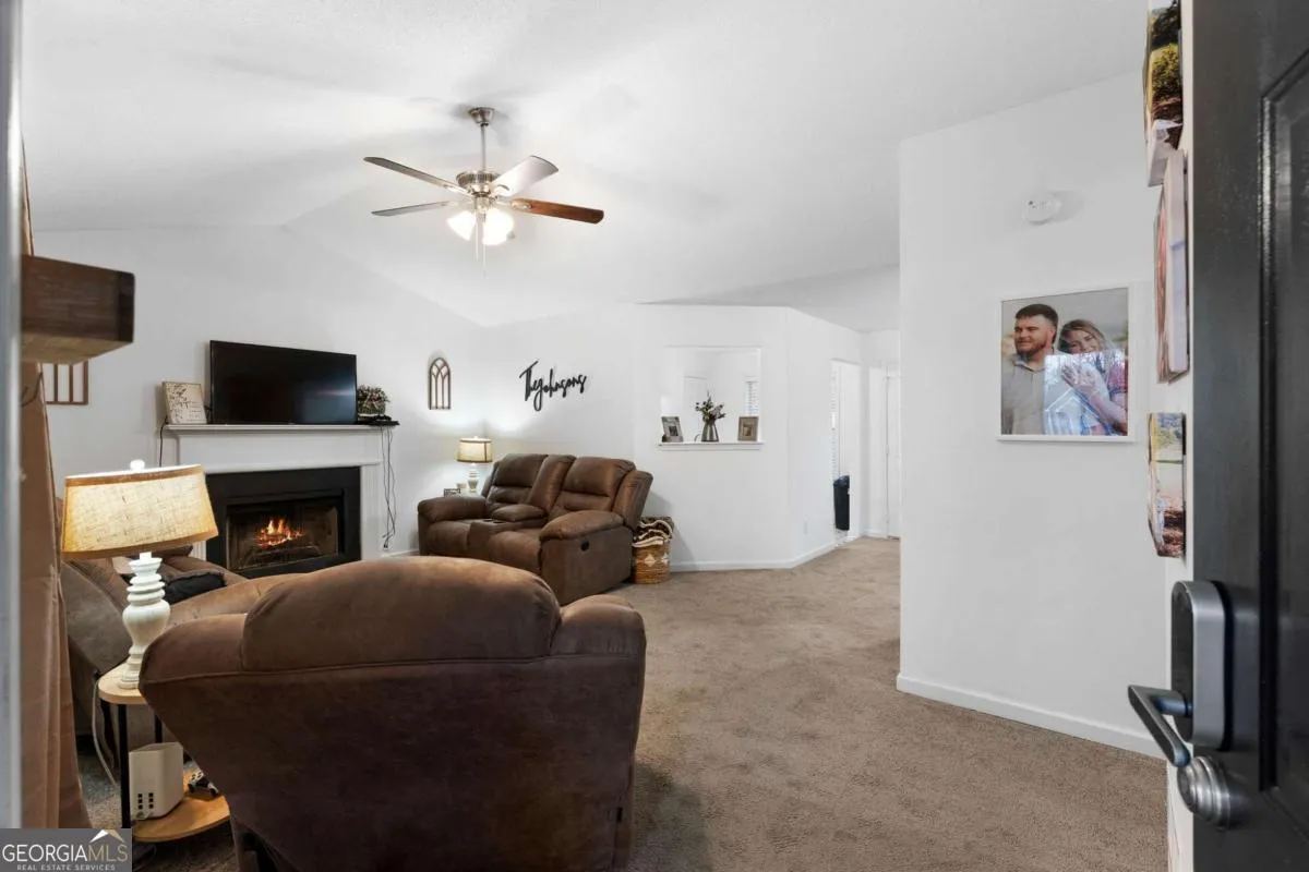 131 Benjamin Dr — photo 20 of 44