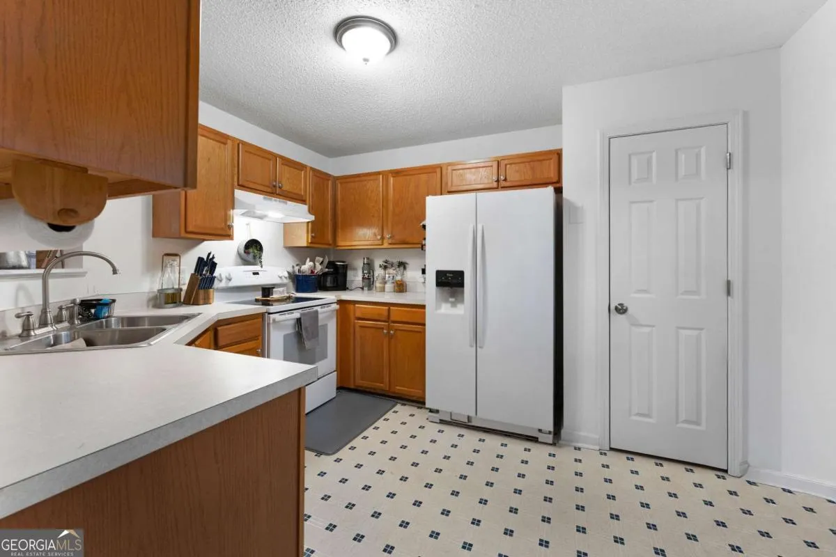 131 Benjamin Dr — photo 42 of 44