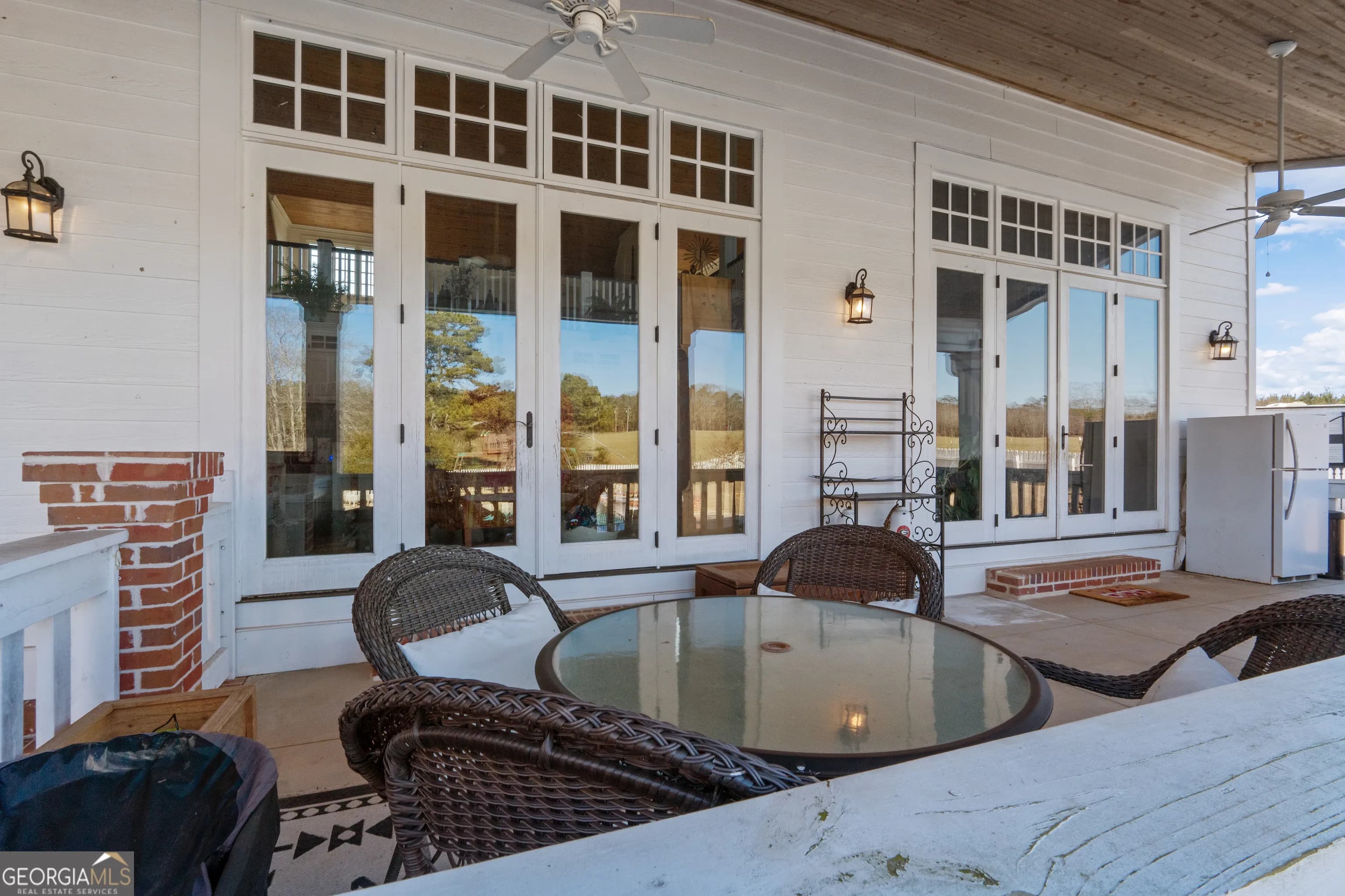 31 Duck Pond Rd — photo 8 of 136