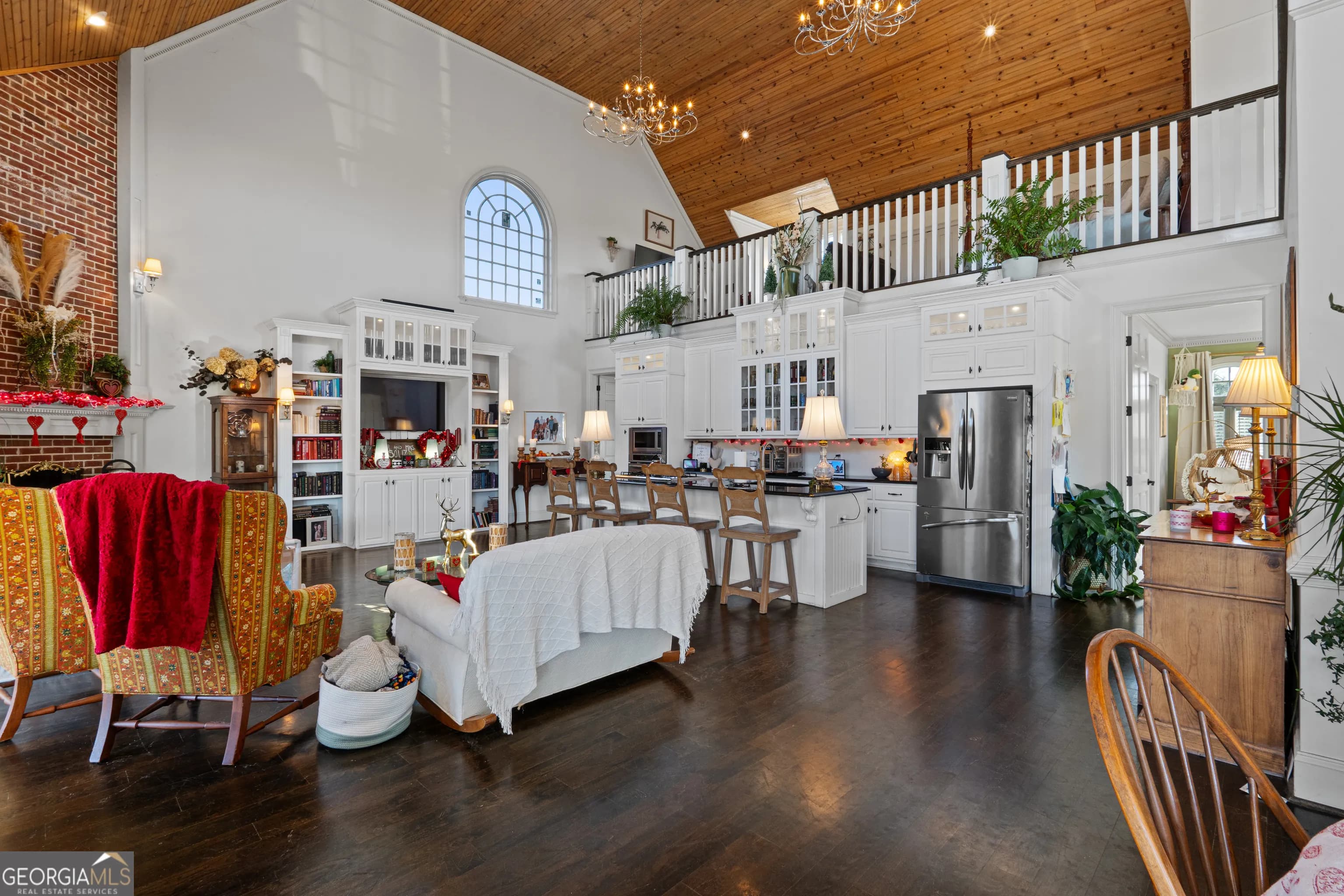 31 Duck Pond Rd — photo 11 of 136
