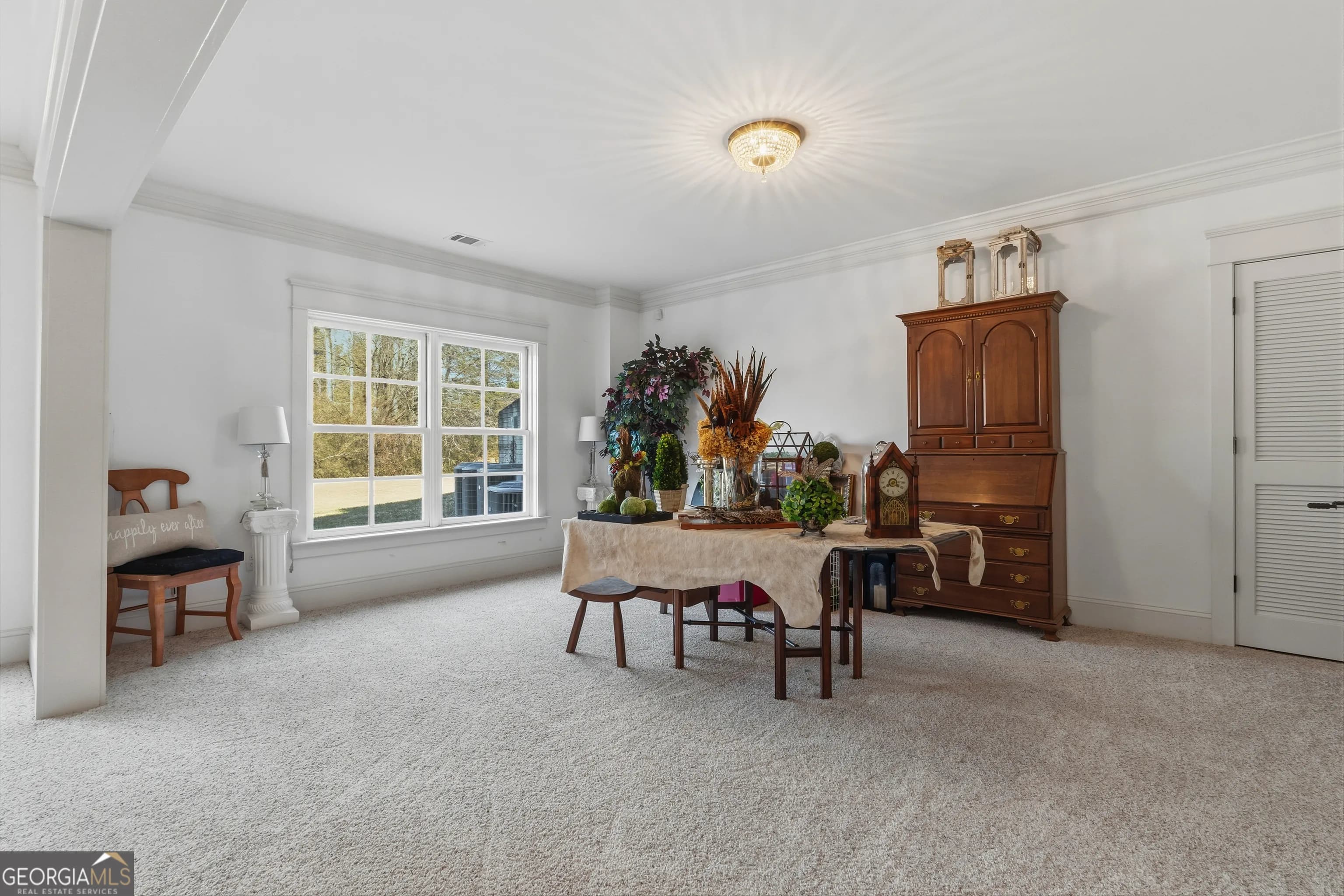 31 Duck Pond Rd — photo 7 of 136