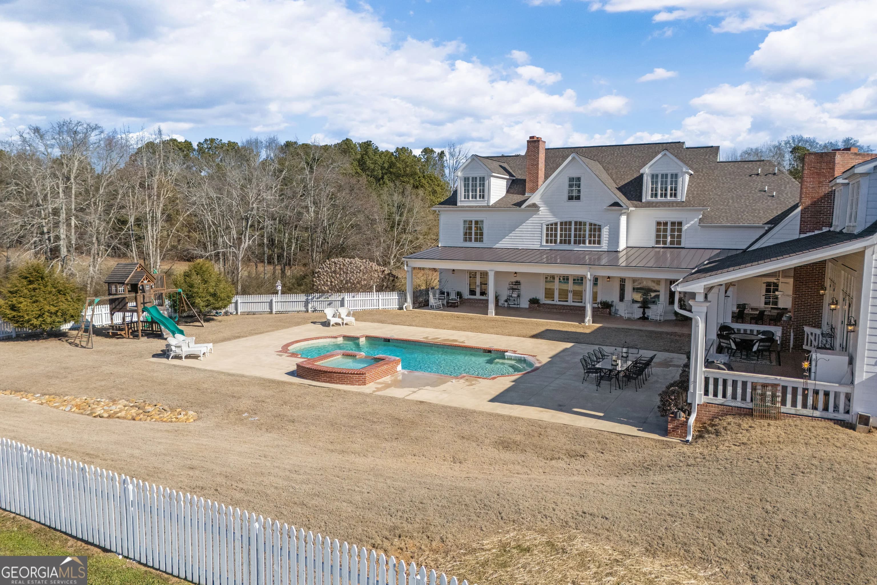 31 Duck Pond Rd — photo 14 of 136