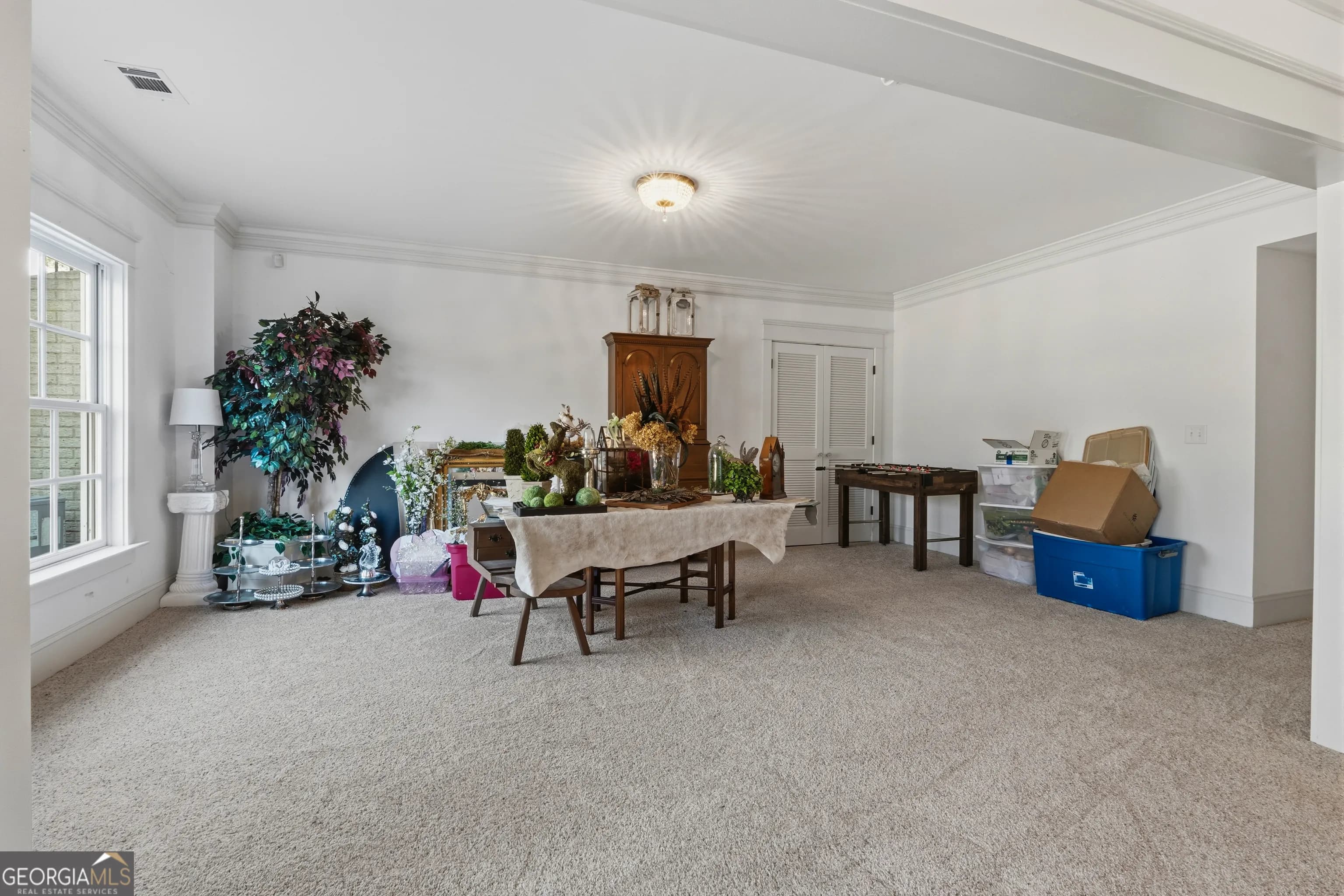 31 Duck Pond Rd — photo 6 of 136