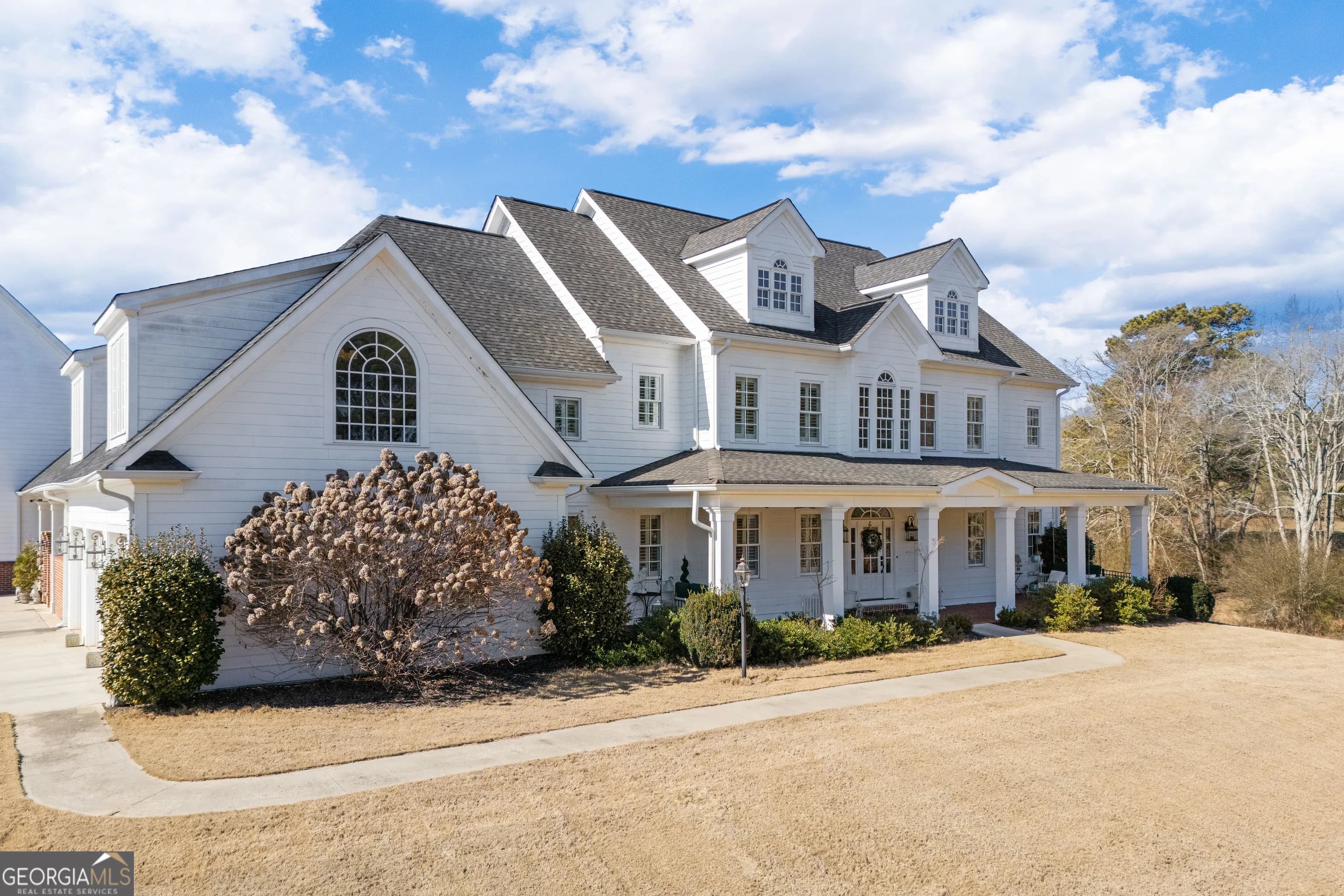 31 Duck Pond Rd — photo 2 of 136