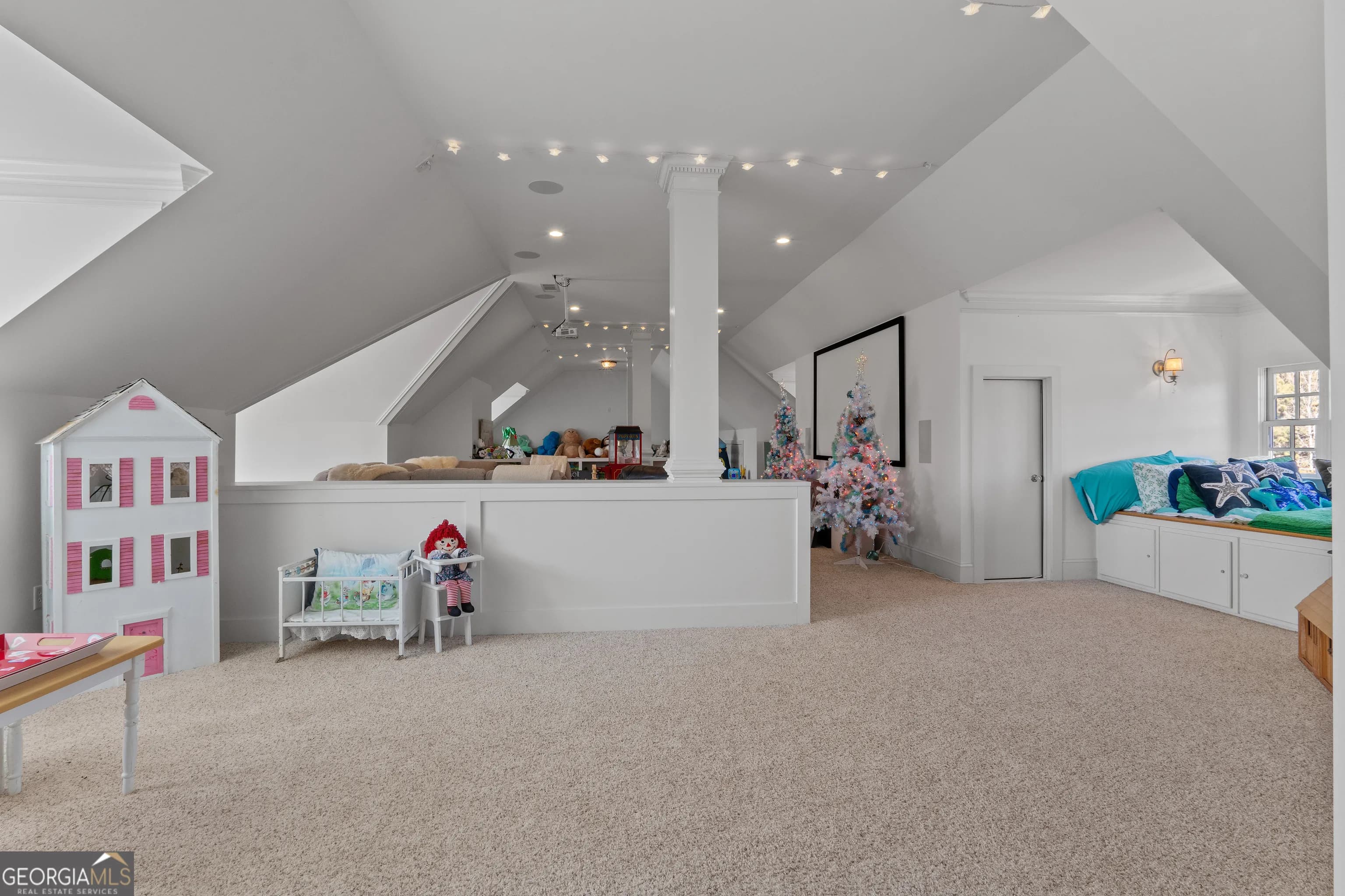 31 Duck Pond Rd — photo 117 of 136