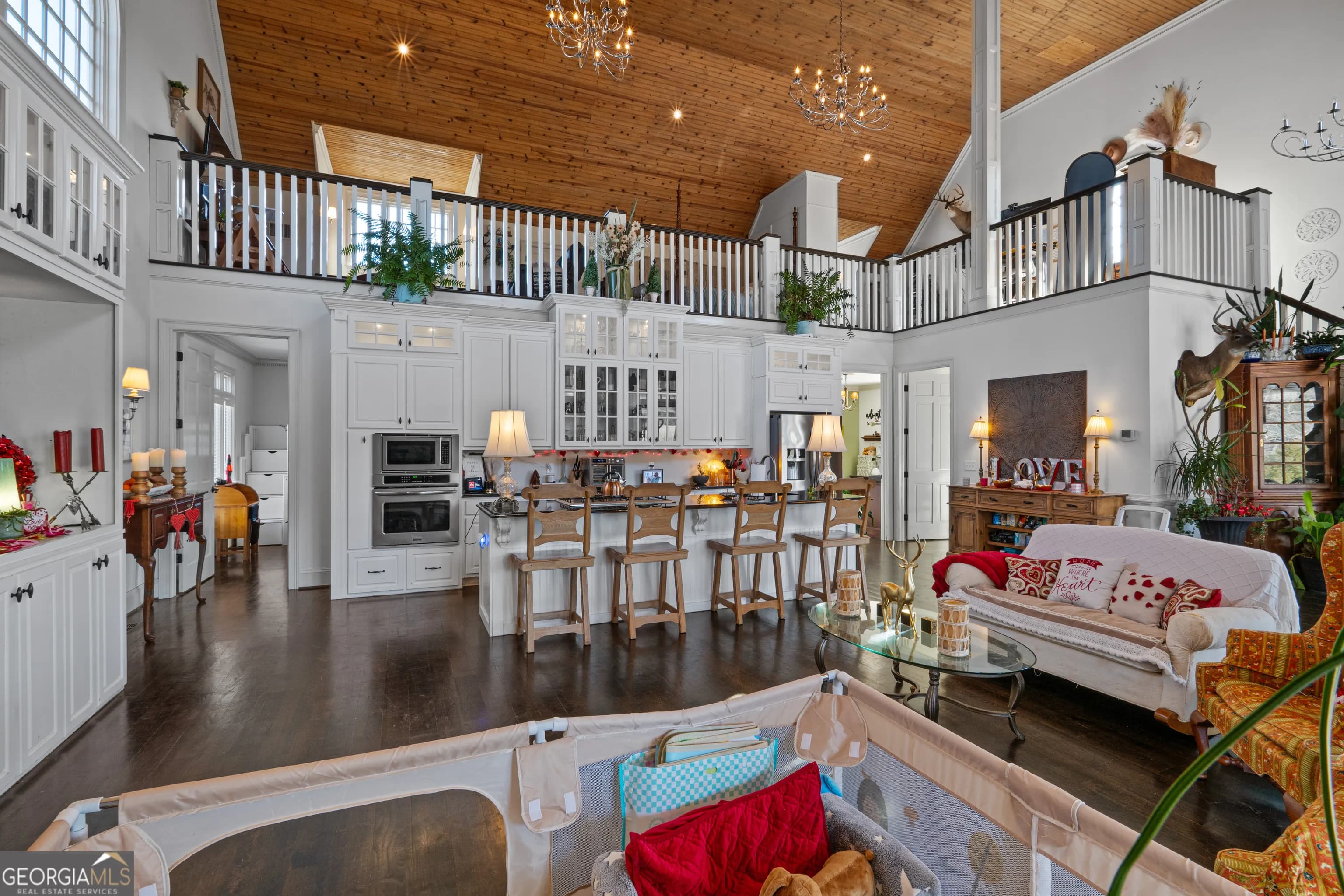 31 Duck Pond Rd — photo 13 of 136