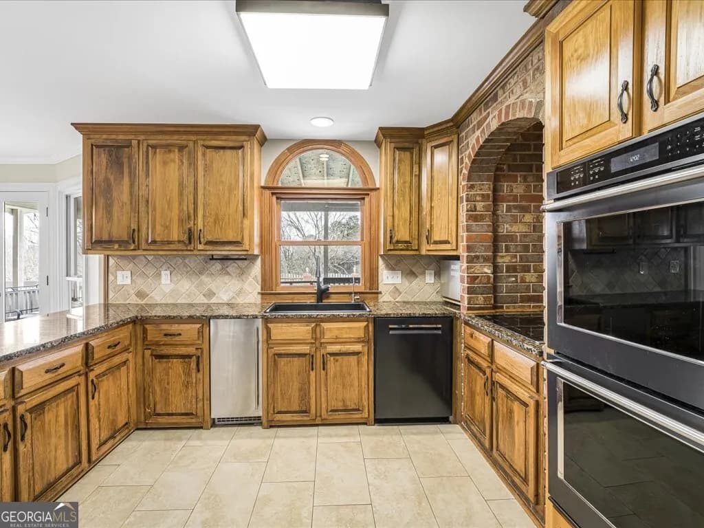 652 Mccready Dr — photo 52 of 52