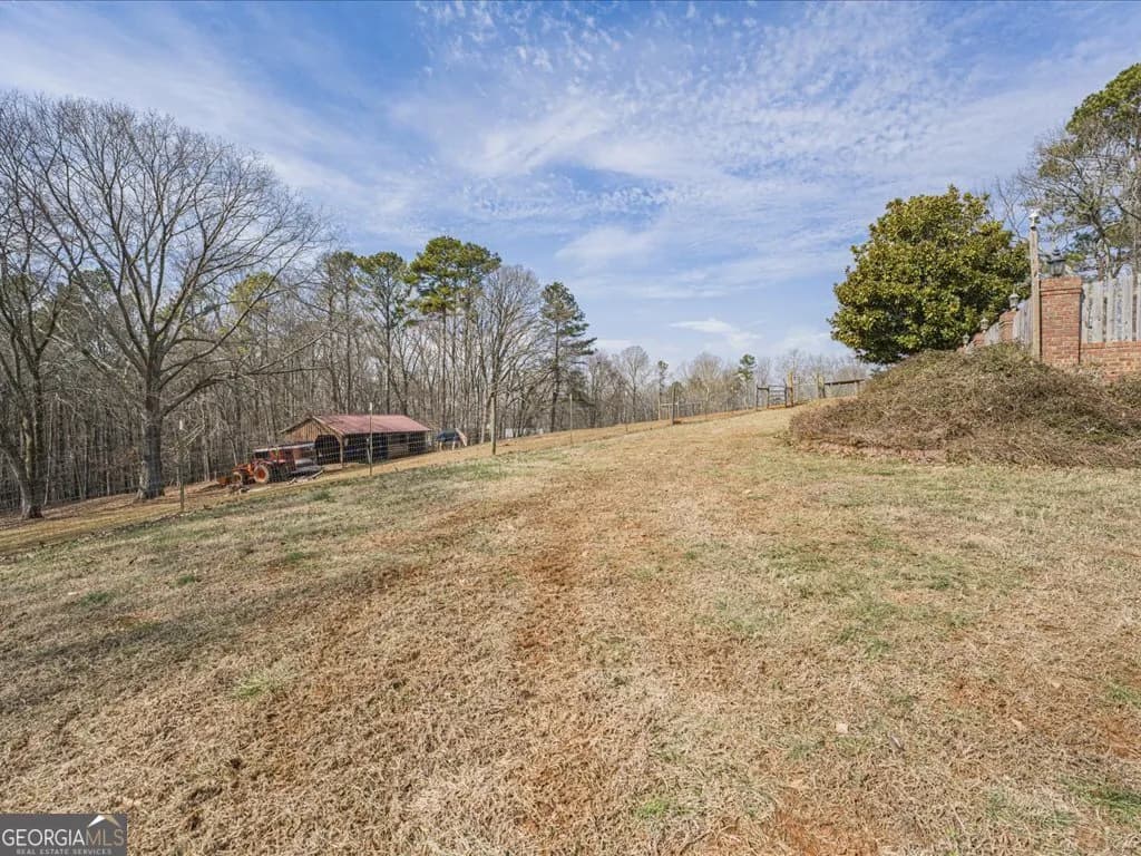 652 Mccready Dr — photo 31 of 52