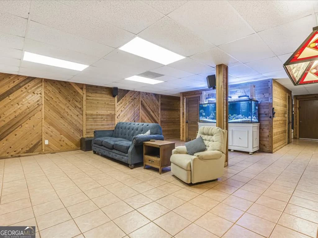 652 Mccready Dr — photo 25 of 52