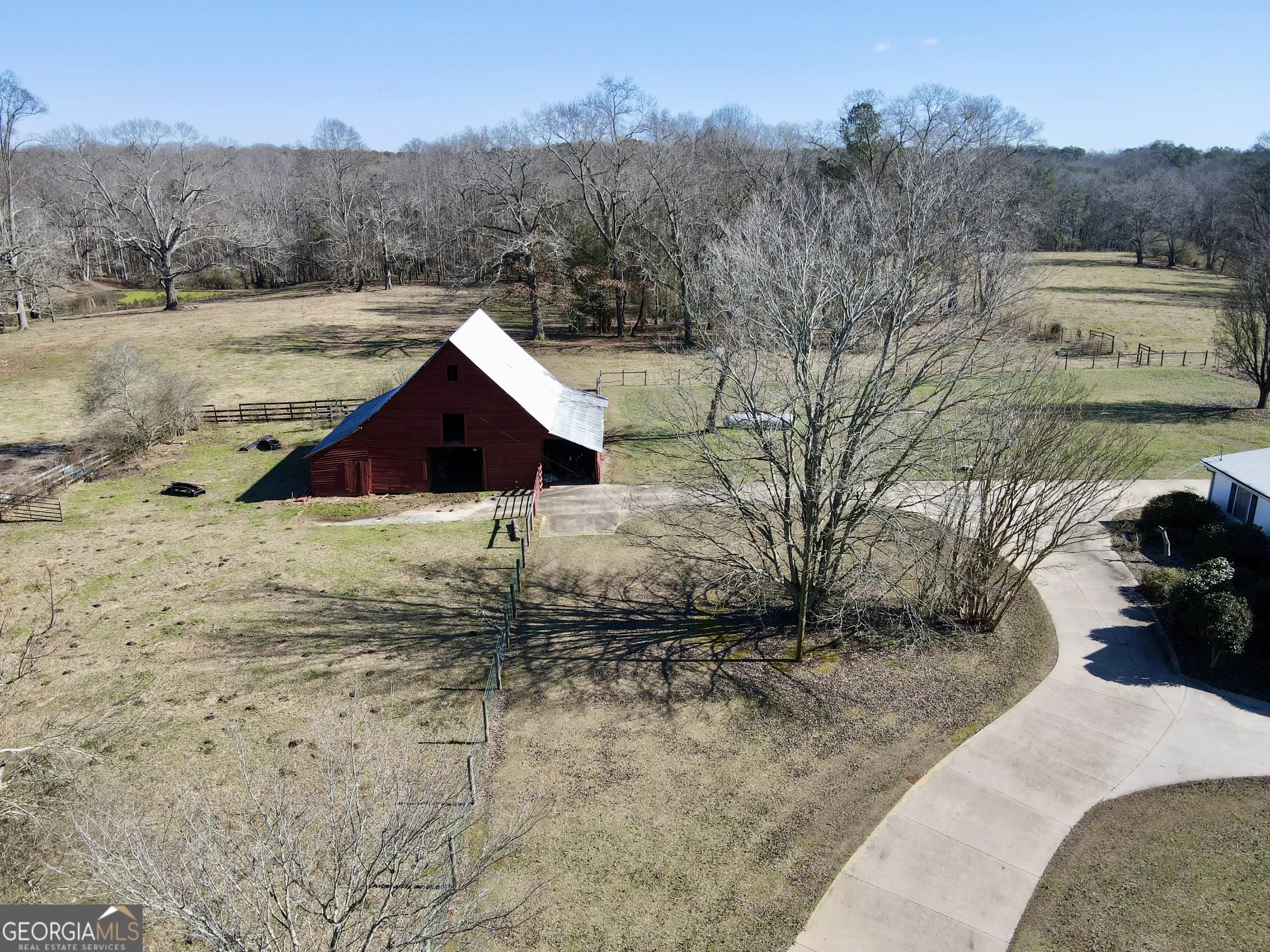 1121 Kansas-jake Road — photo 35 of 37