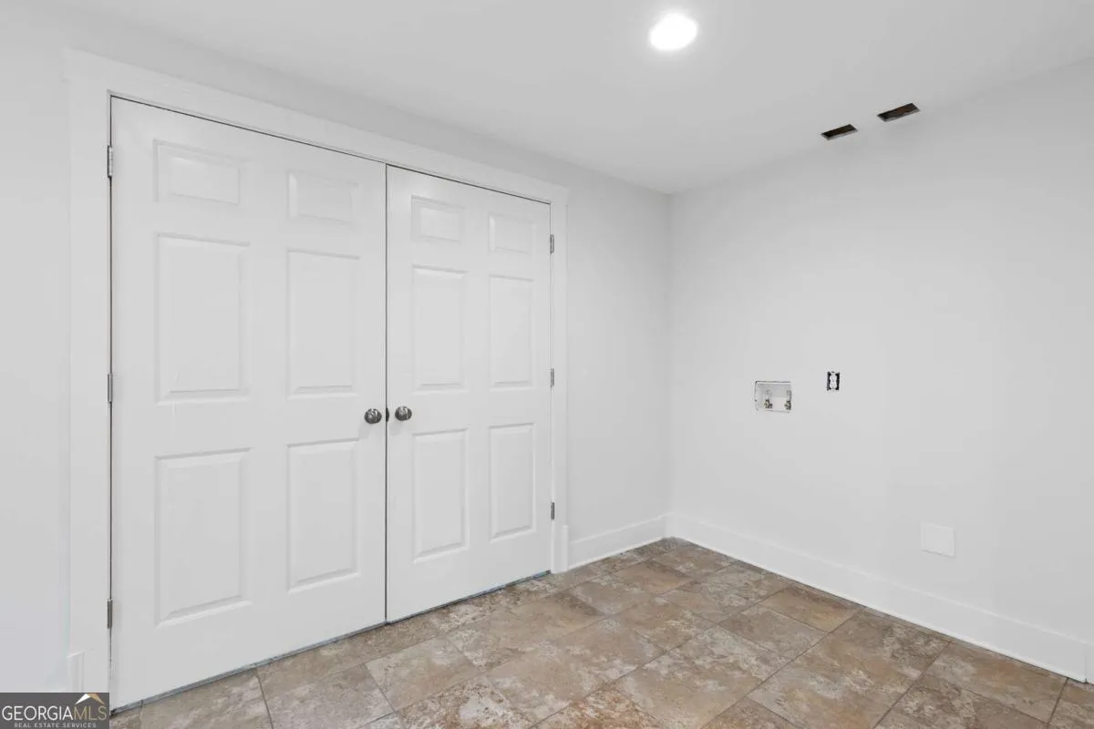 161 Stillwater Ln — photo 16 of 72