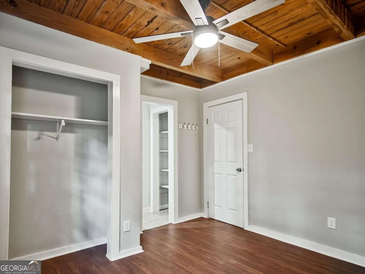 5642 Dorsett Shoals Rd — photo 8 of 30