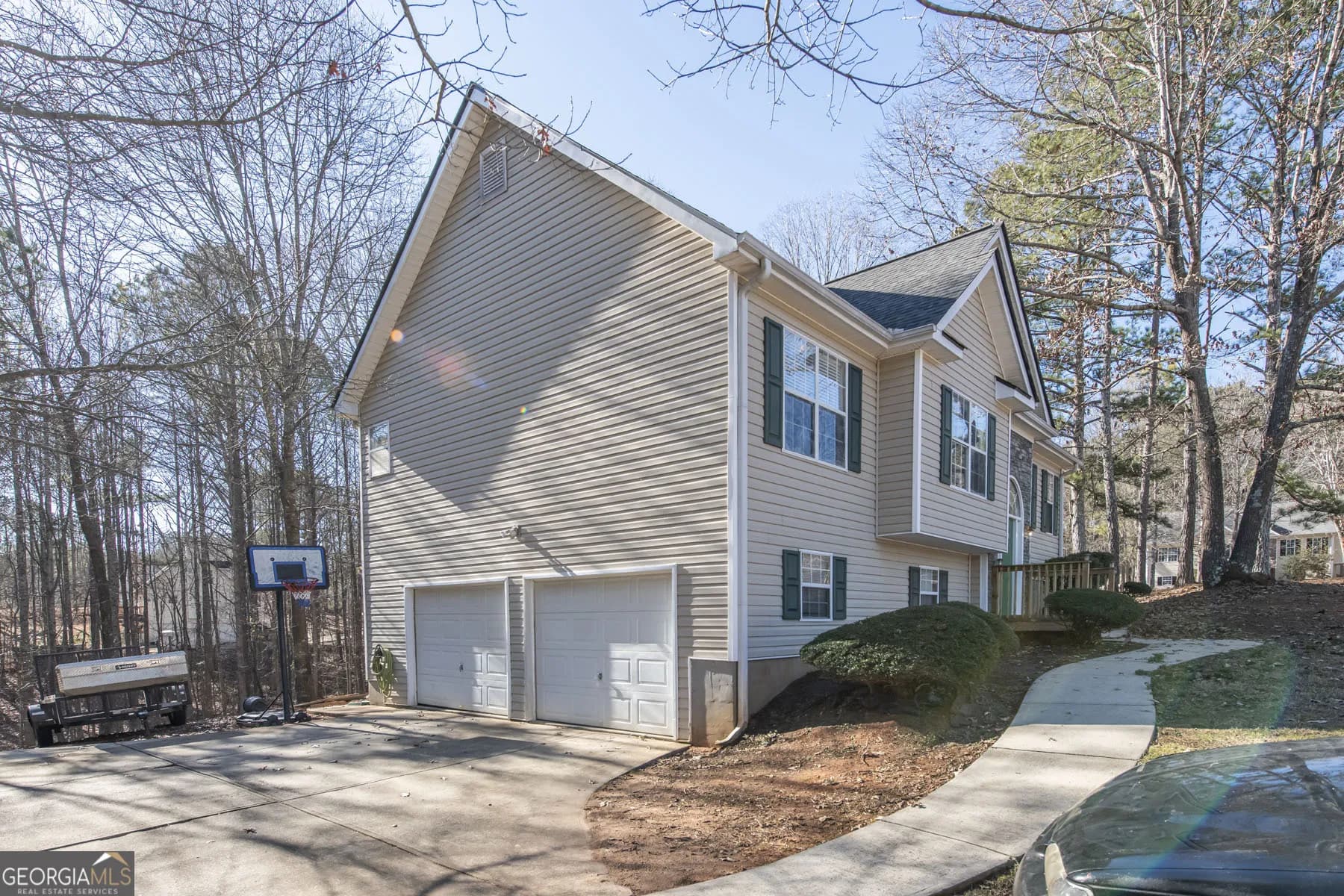 101 Robindale Ln — photo 13 of 32