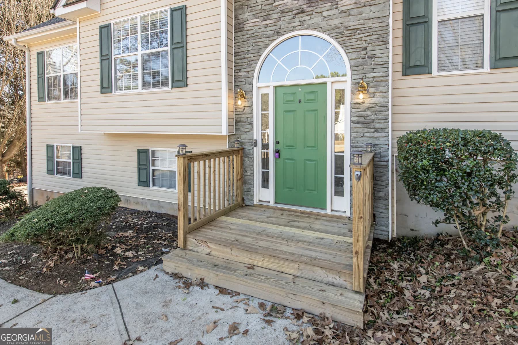 101 Robindale Ln — photo 30 of 32