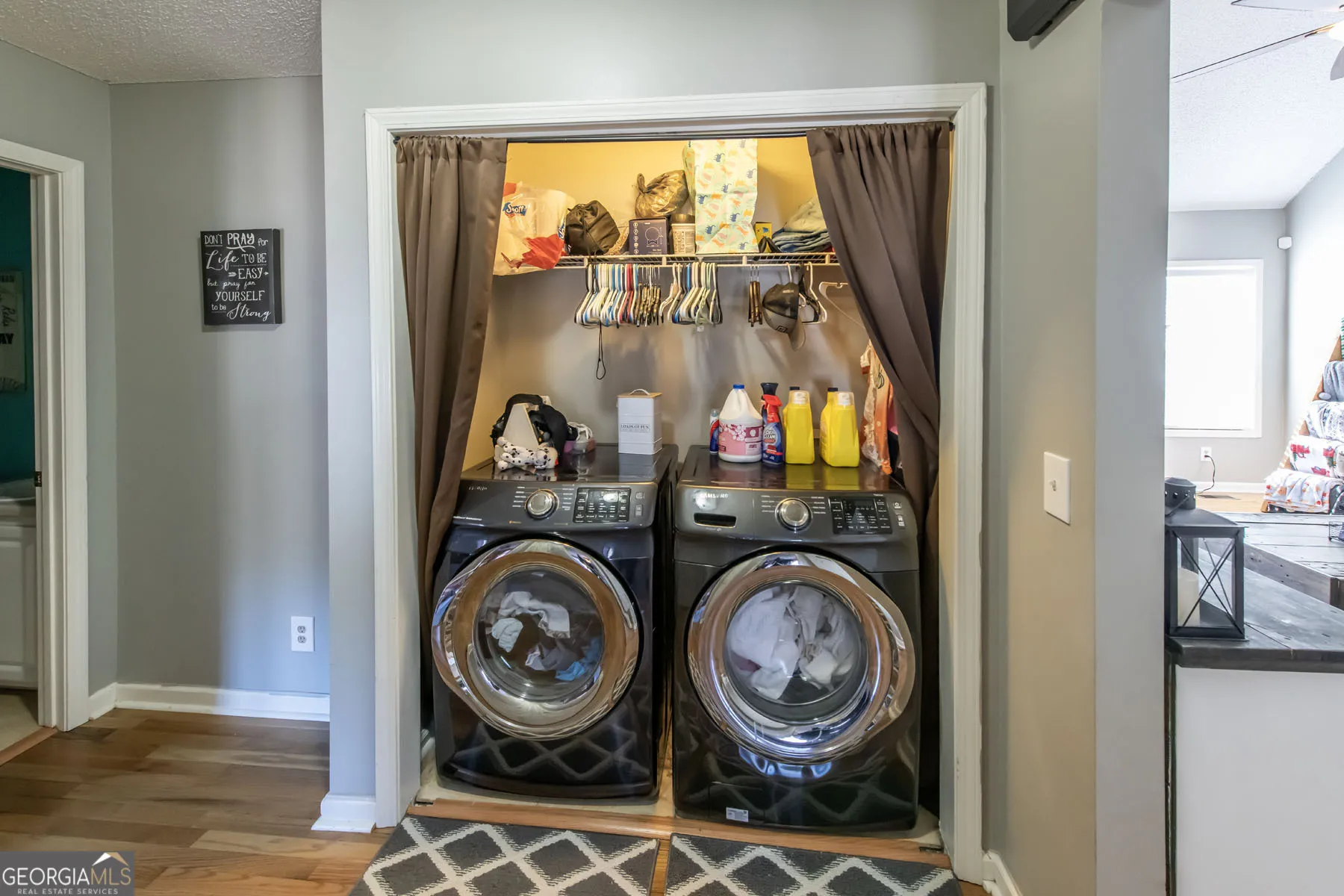 101 Robindale Ln — photo 12 of 32
