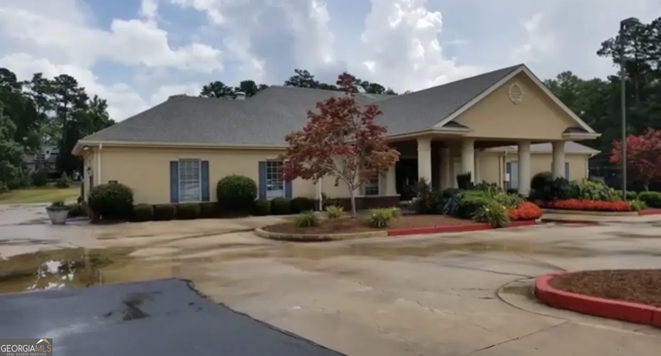 6034 Belle Meade Ct — photo 13 of 16