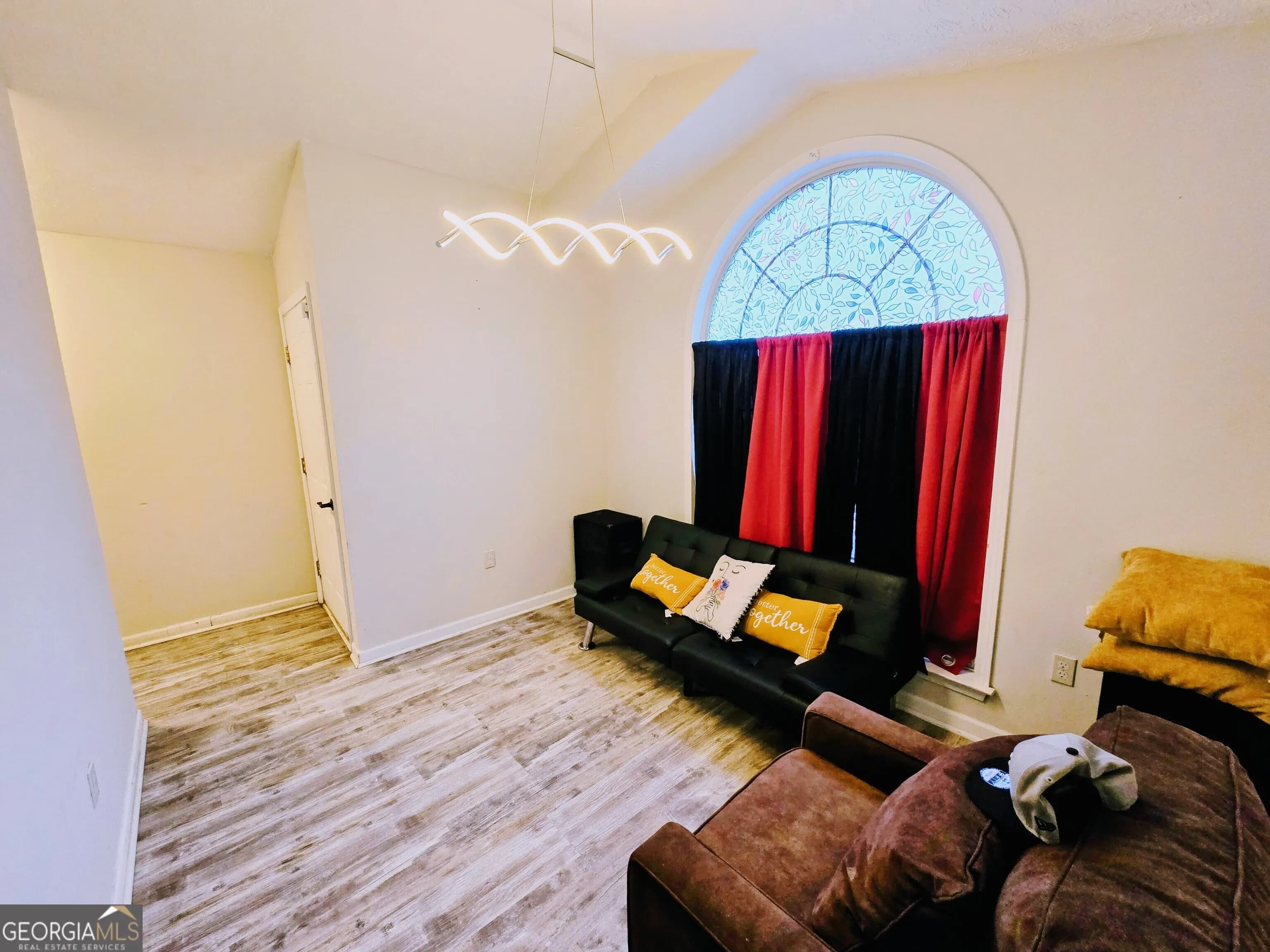 8345 Ramblin Ct — photo 3 of 10