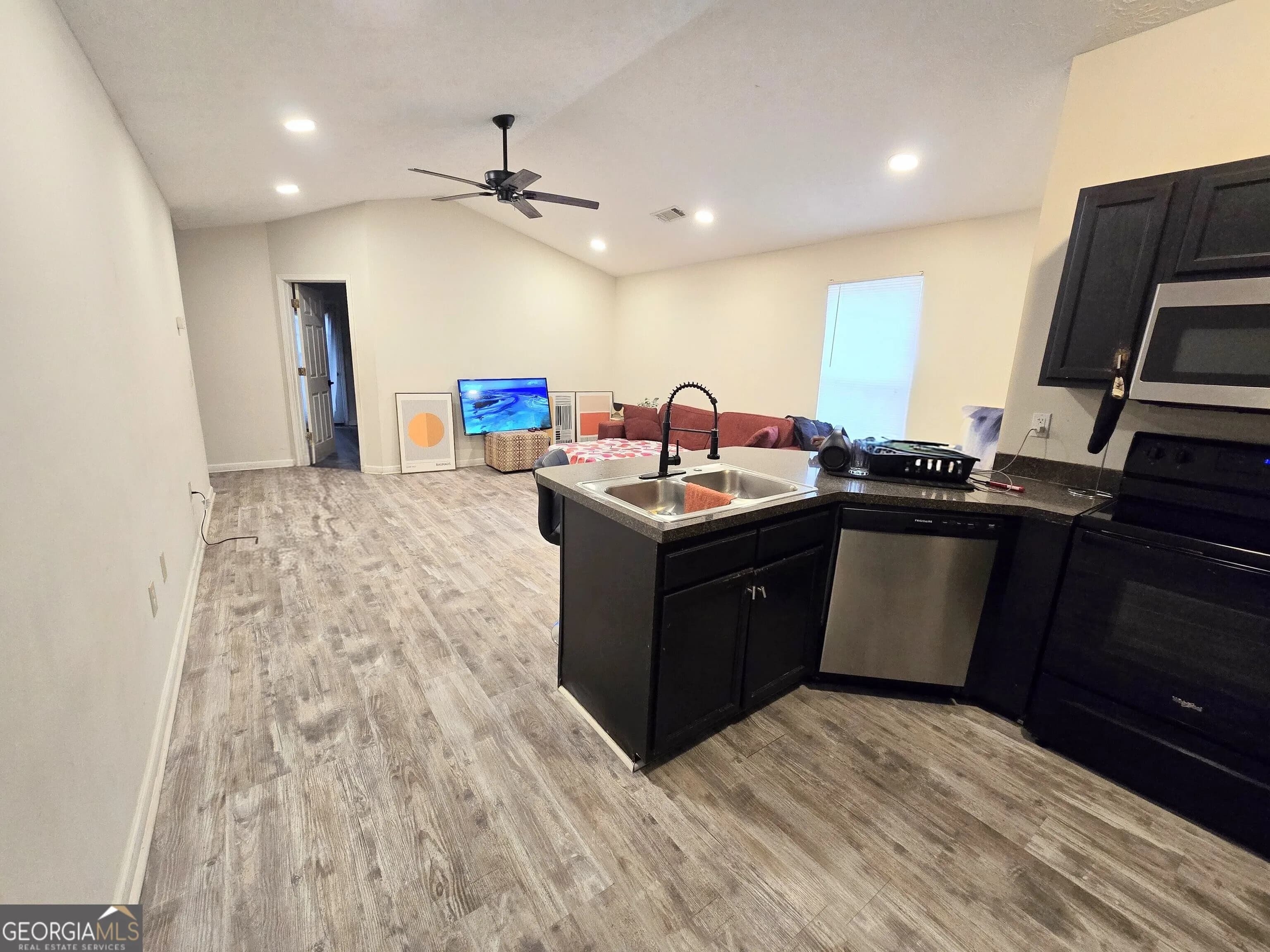 8345 Ramblin Ct — photo 8 of 10