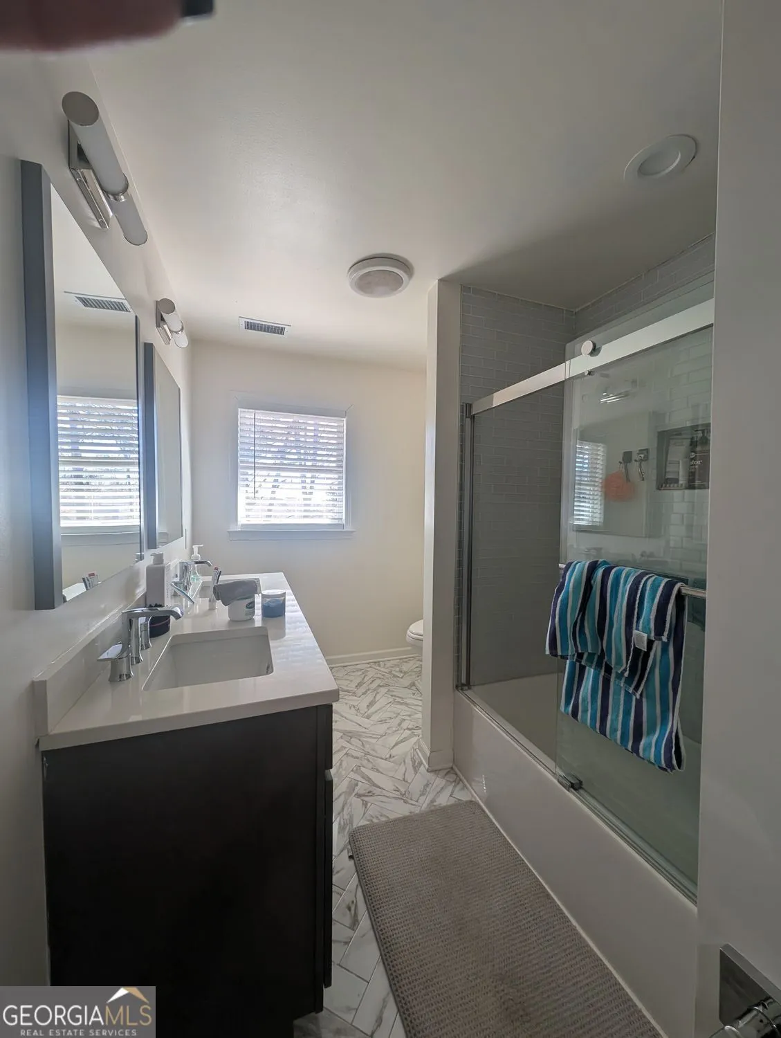 6164 Ridge Rd — photo 10 of 12