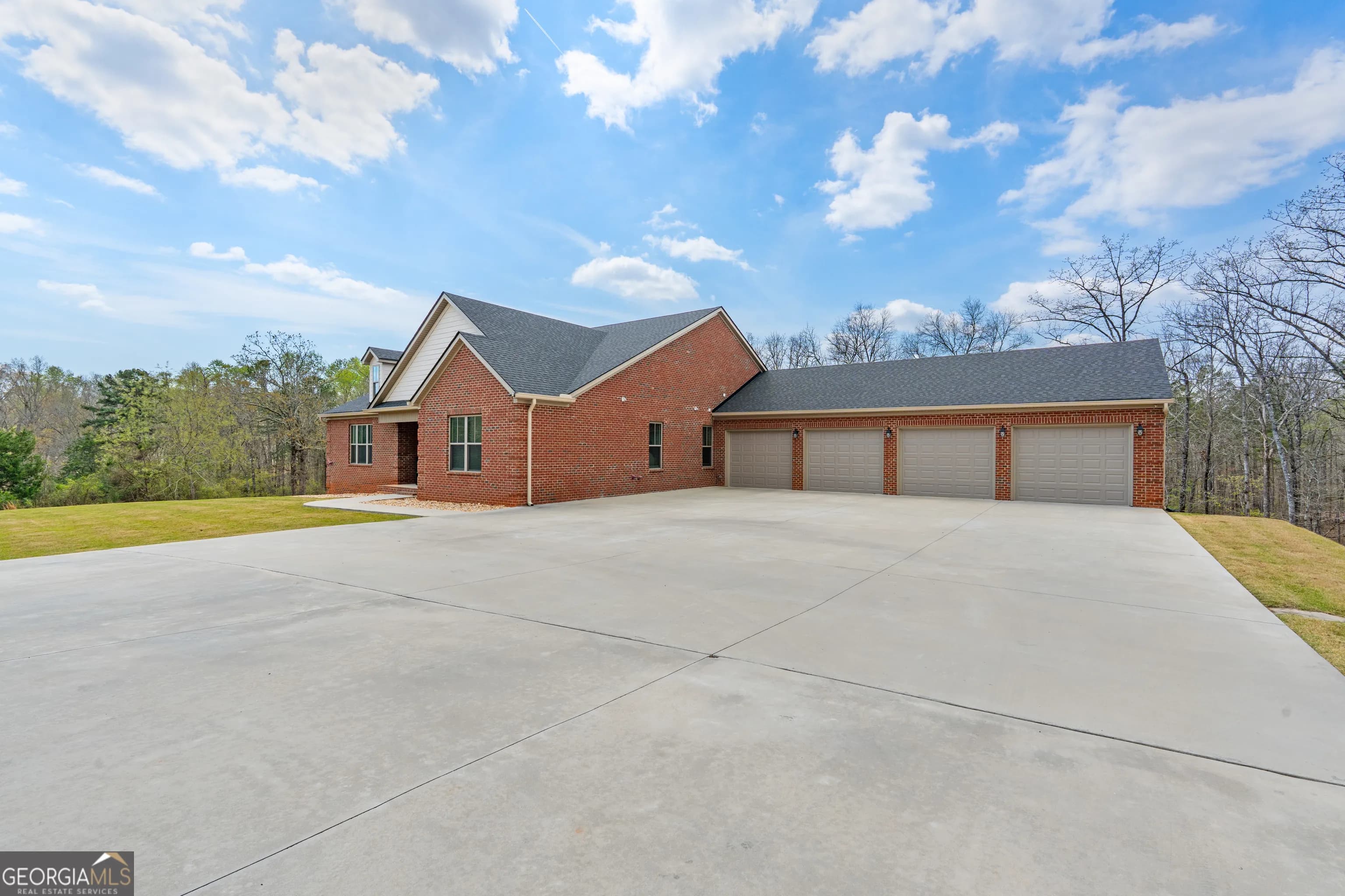 733 Cherry Rd — photo 13 of 67