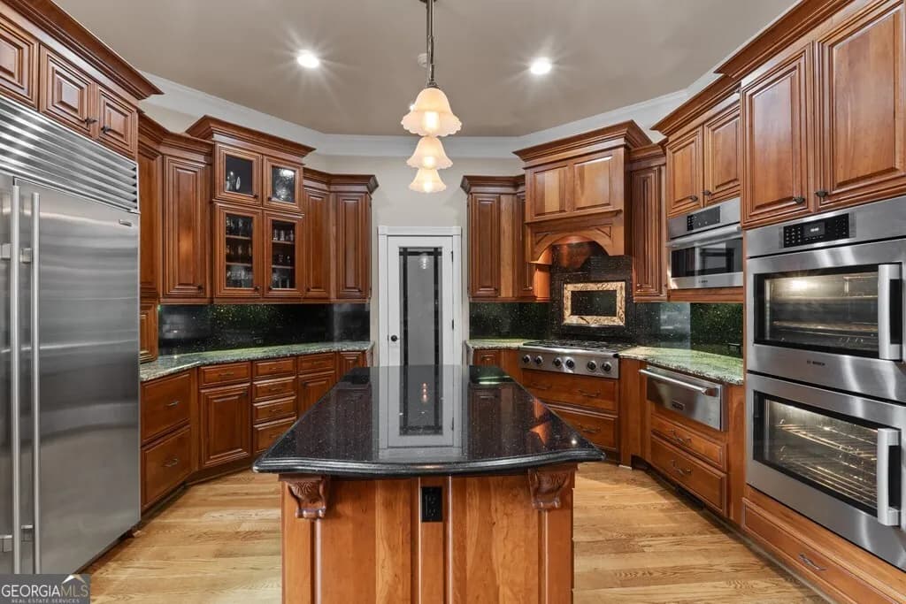 1005 Oak Mountain Rd — photo 8 of 59