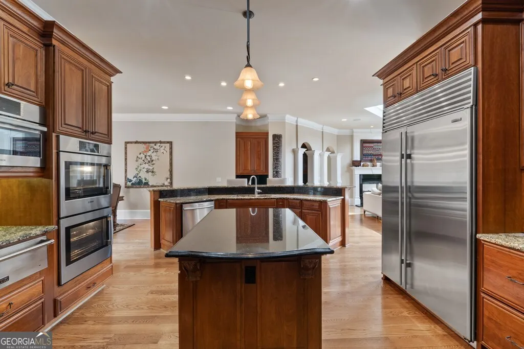 1005 Oak Mountain Rd — photo 9 of 59