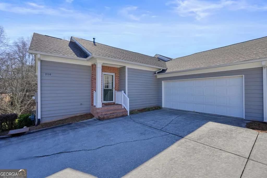 250 Camry Cir — photo 2 of 54
