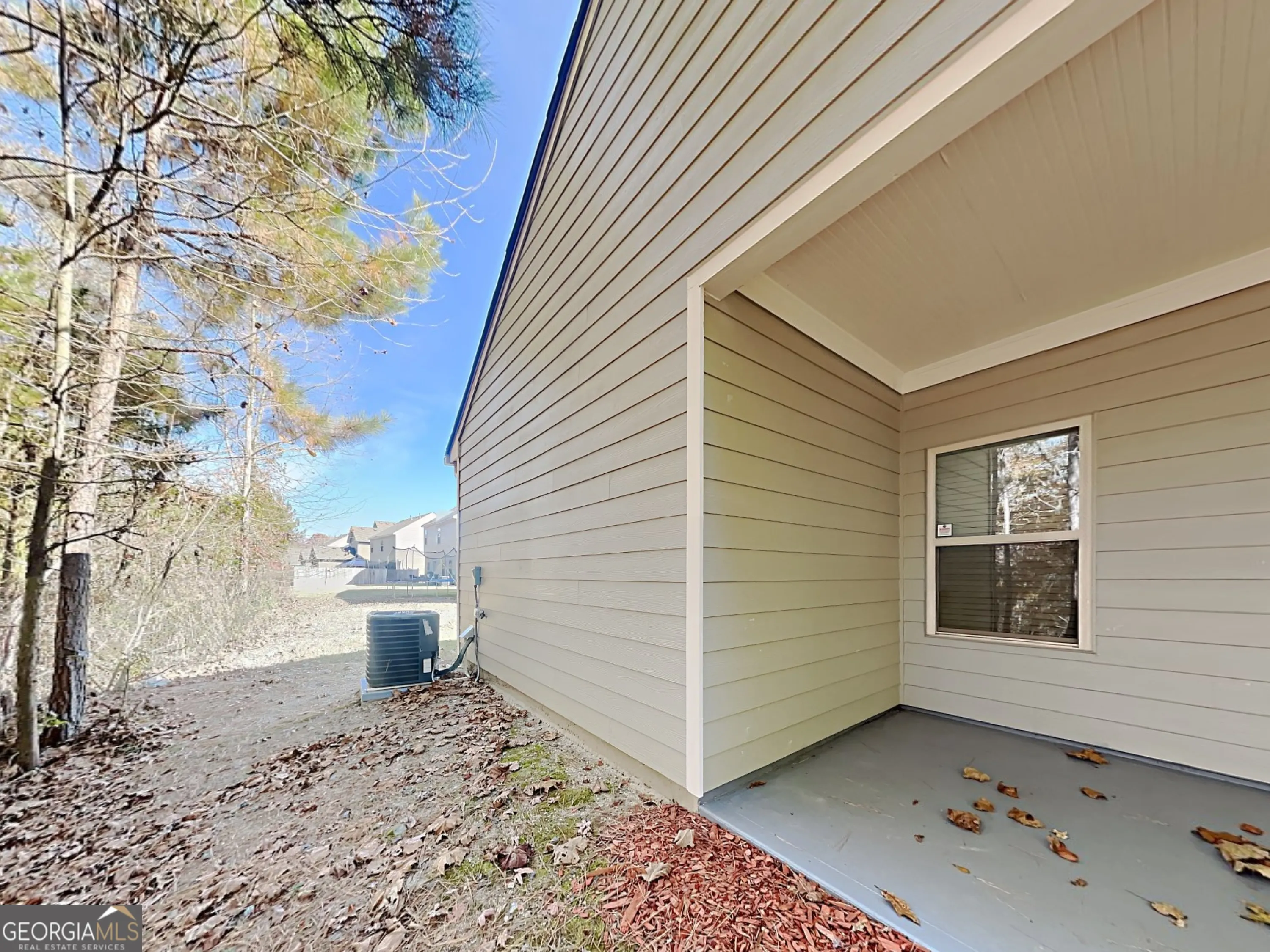 557 Scotland Dr — photo 13 of 29
